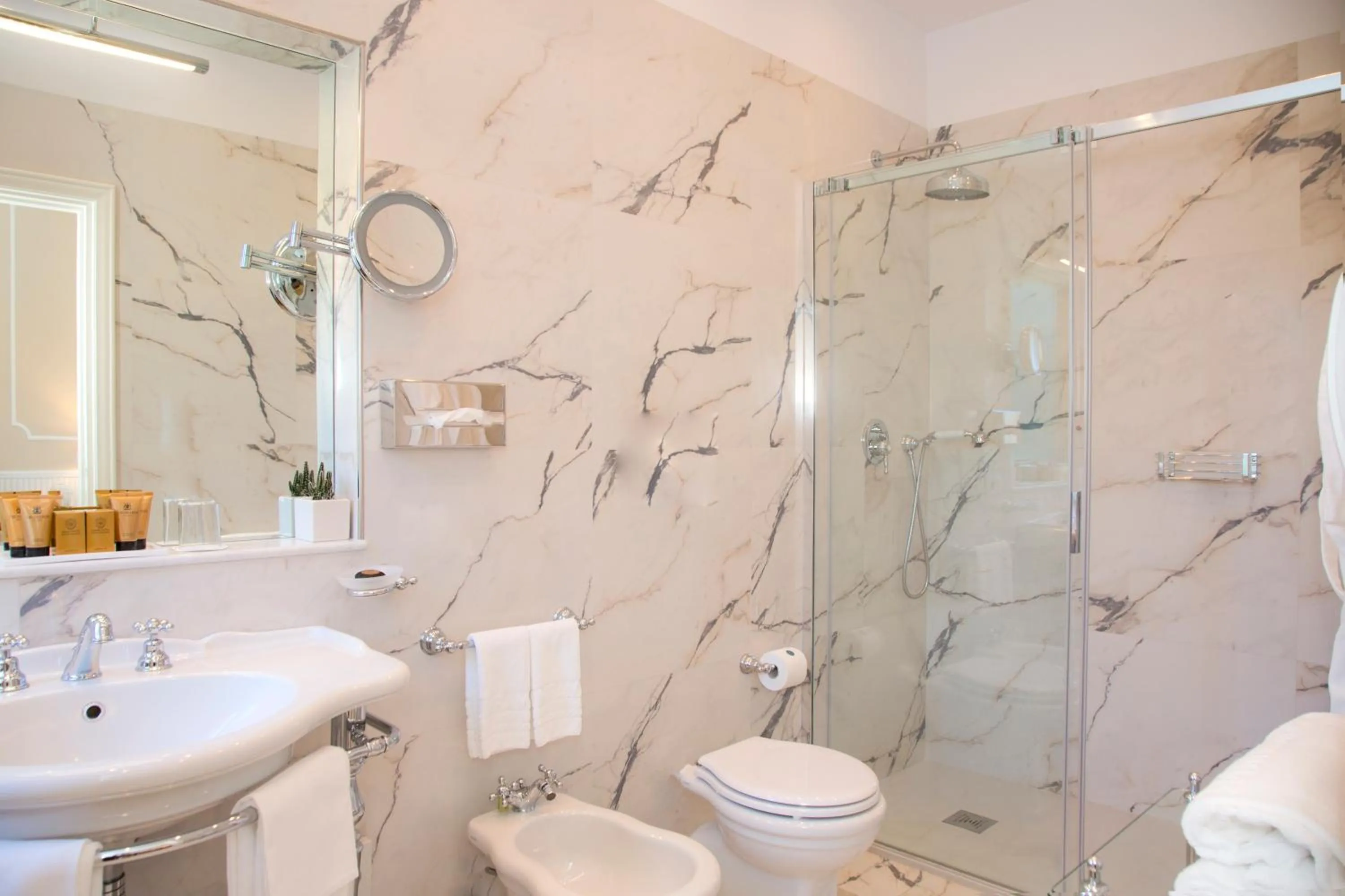 Bathroom in Grand Hotel Miramare