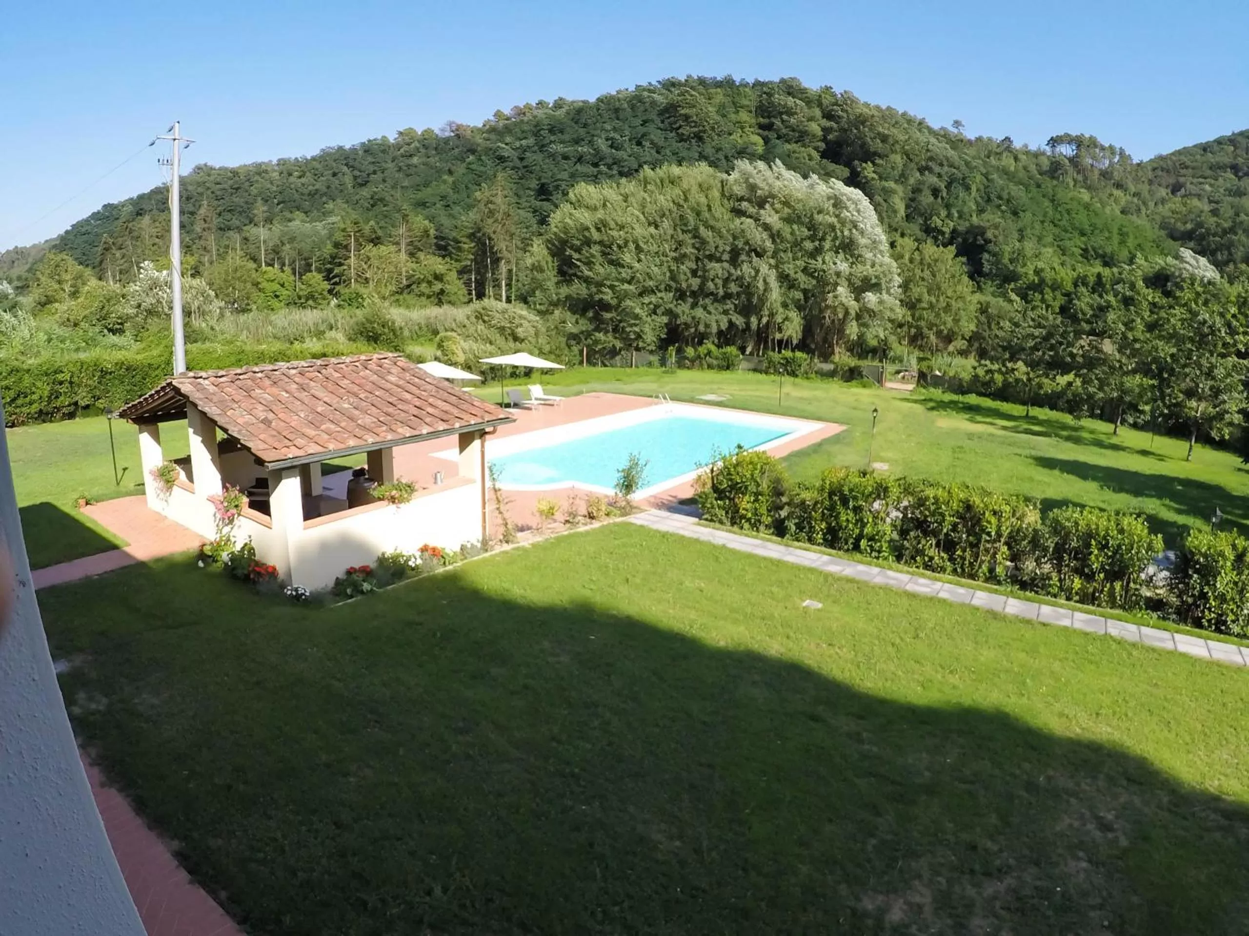 Facade/entrance, Pool View in CASALE LA FATA -tipico toscano immerso nelle colline tra Lucca e Versilia, 6 appartamenti indipendenti