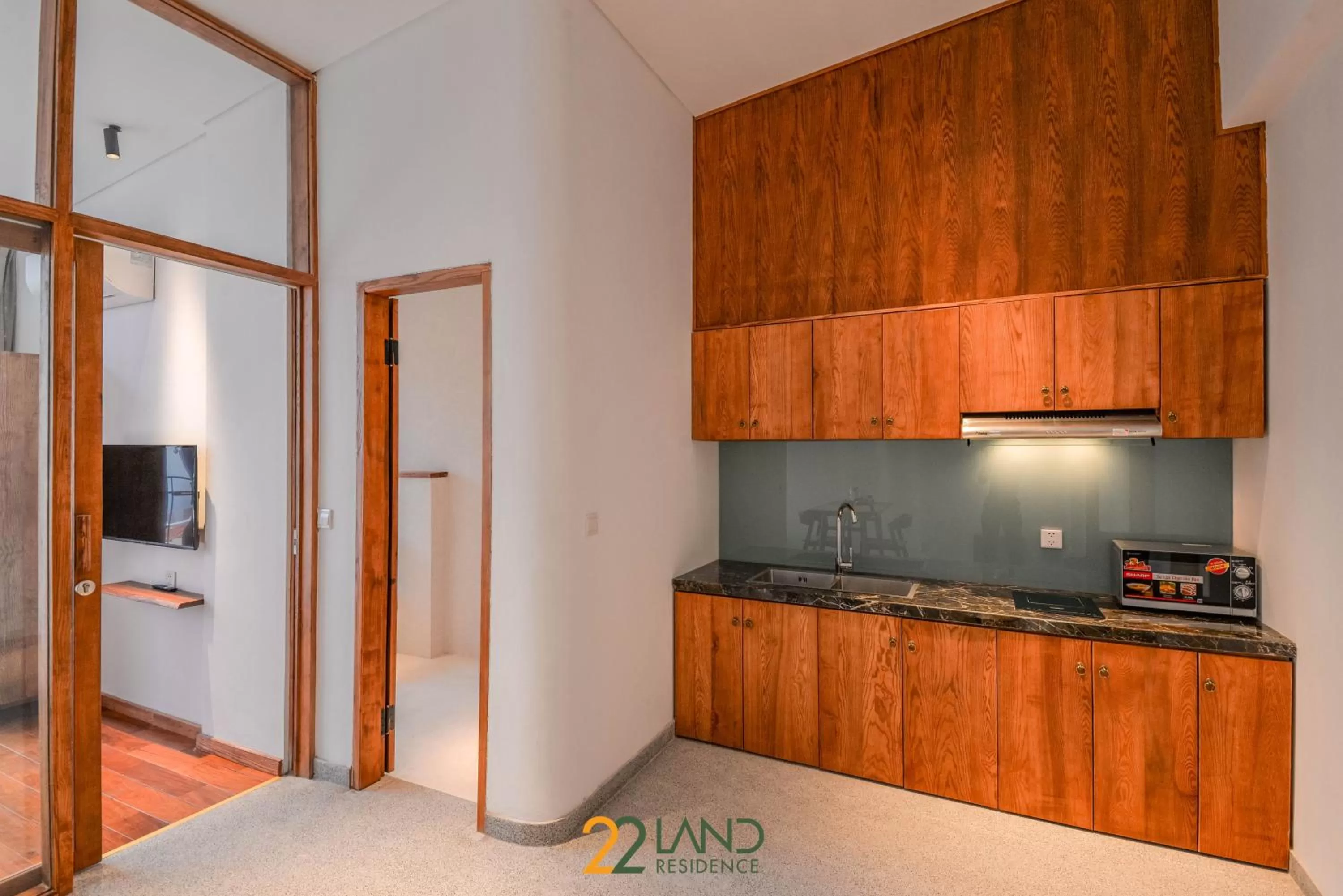 TV and multimedia in 22Land Hotel & Residence