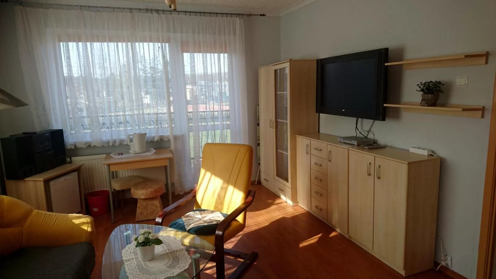 Photo of the whole room in Willa Sarenka