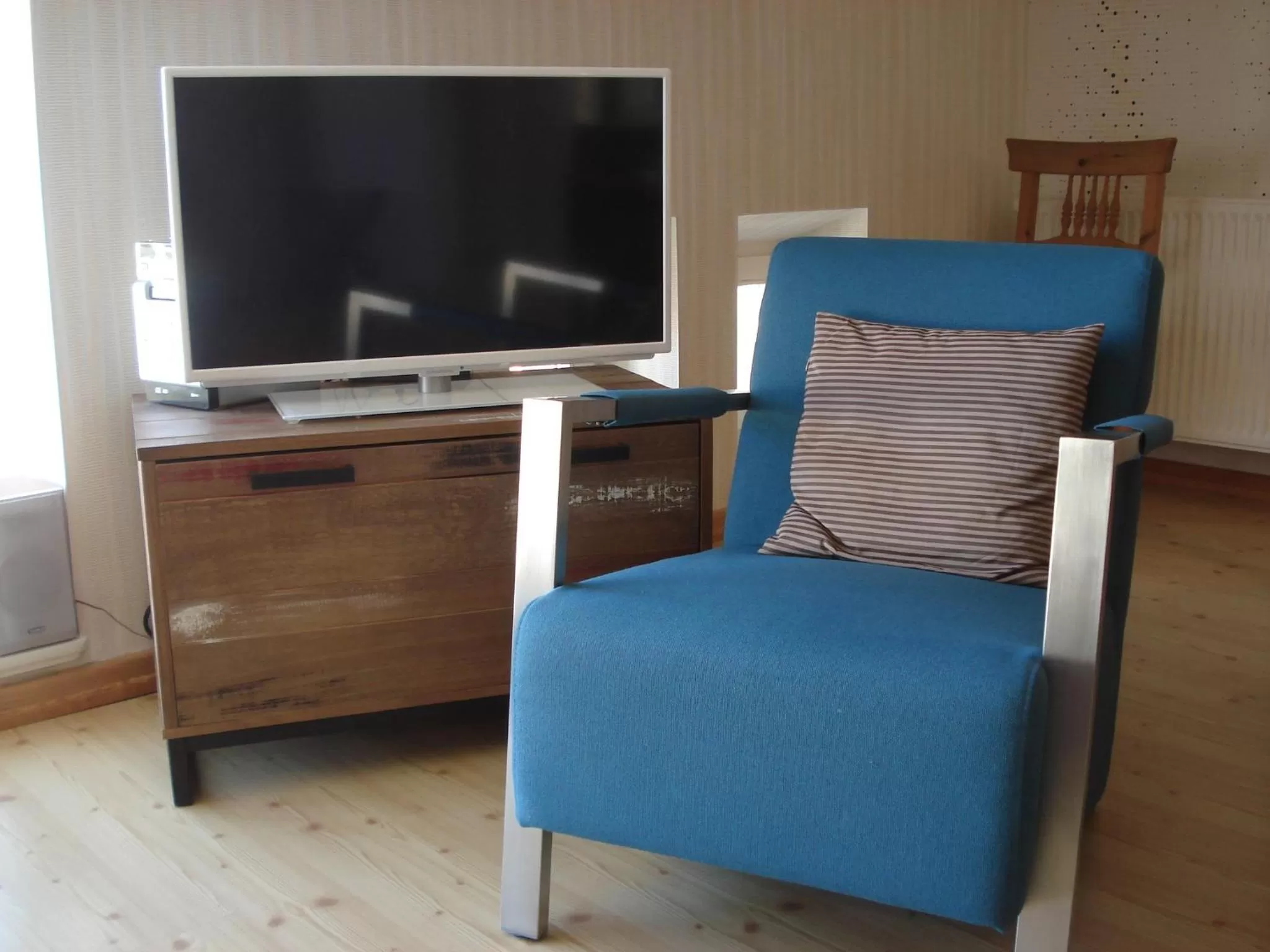 Living room, TV/Entertainment Center in Pension Zur Fährbrücke