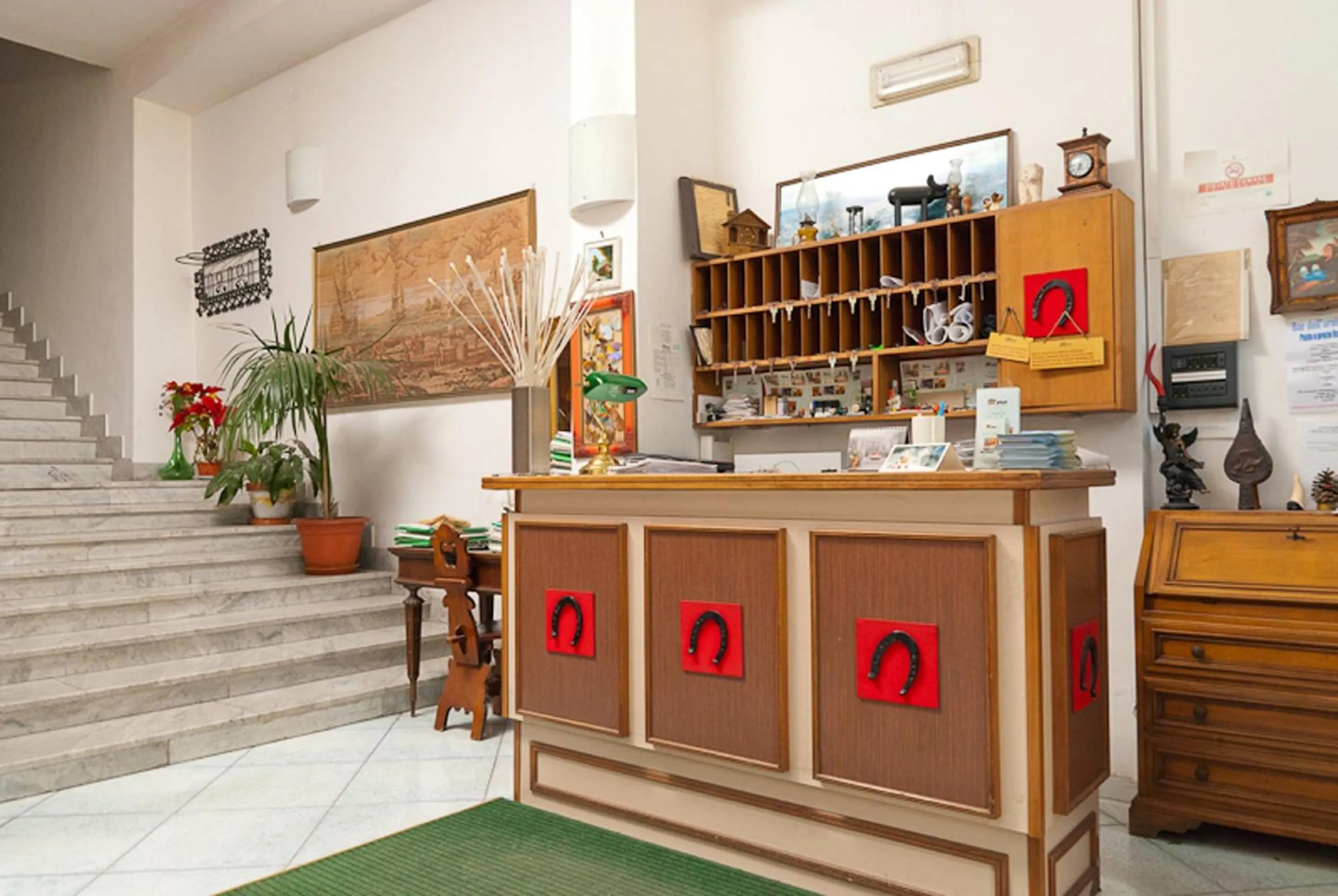 Lobby or reception in Hotel Del Postiglione