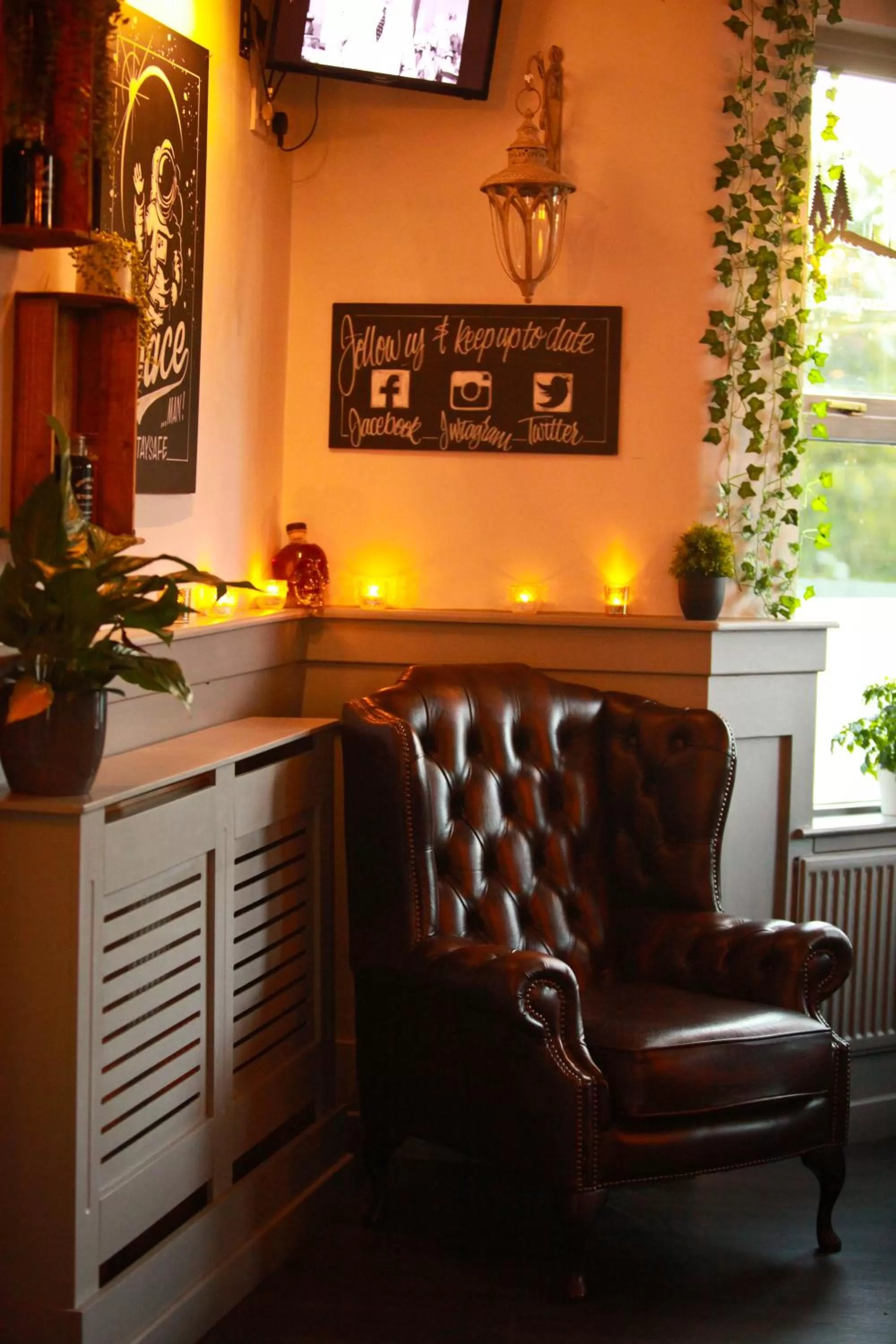 Seating area in Rowton Poplars Hotel