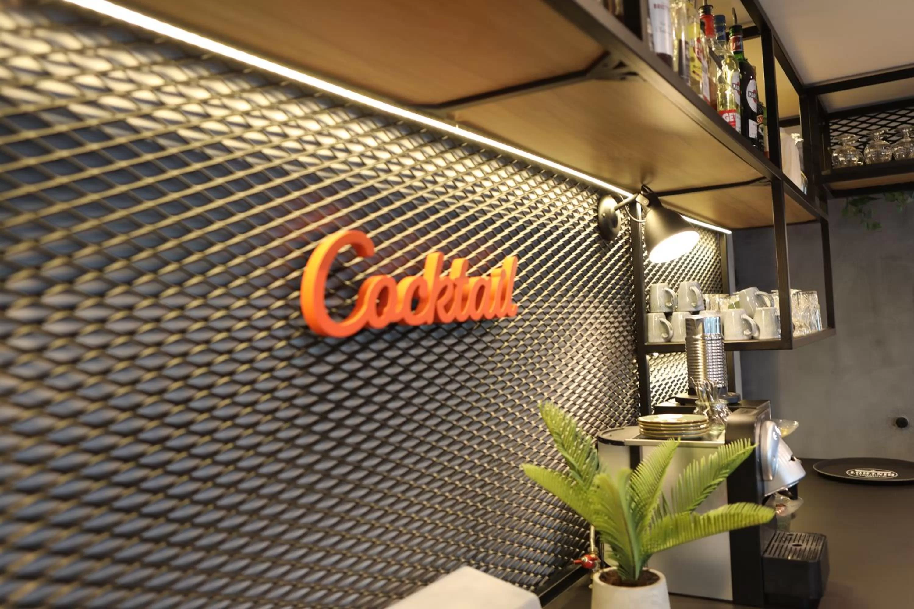 Restaurant/places to eat in ibis Aubenas