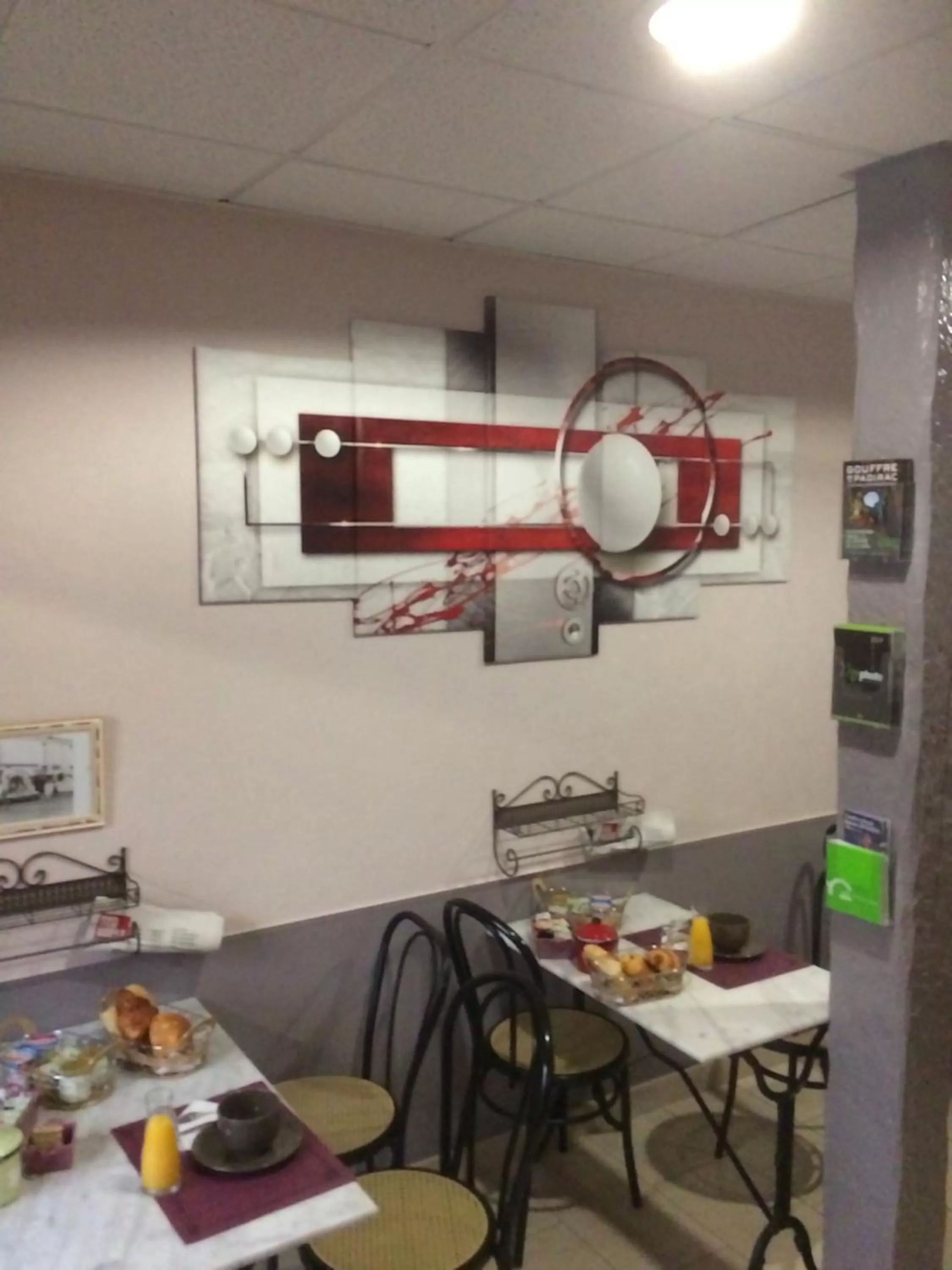 Dining area in Hotel des Remparts