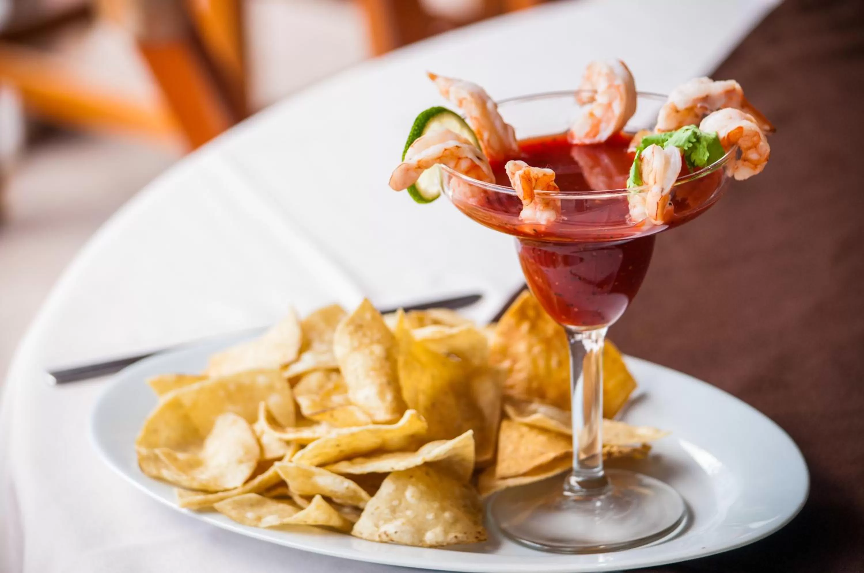 Restaurant/places to eat in The Log Cab-Inn