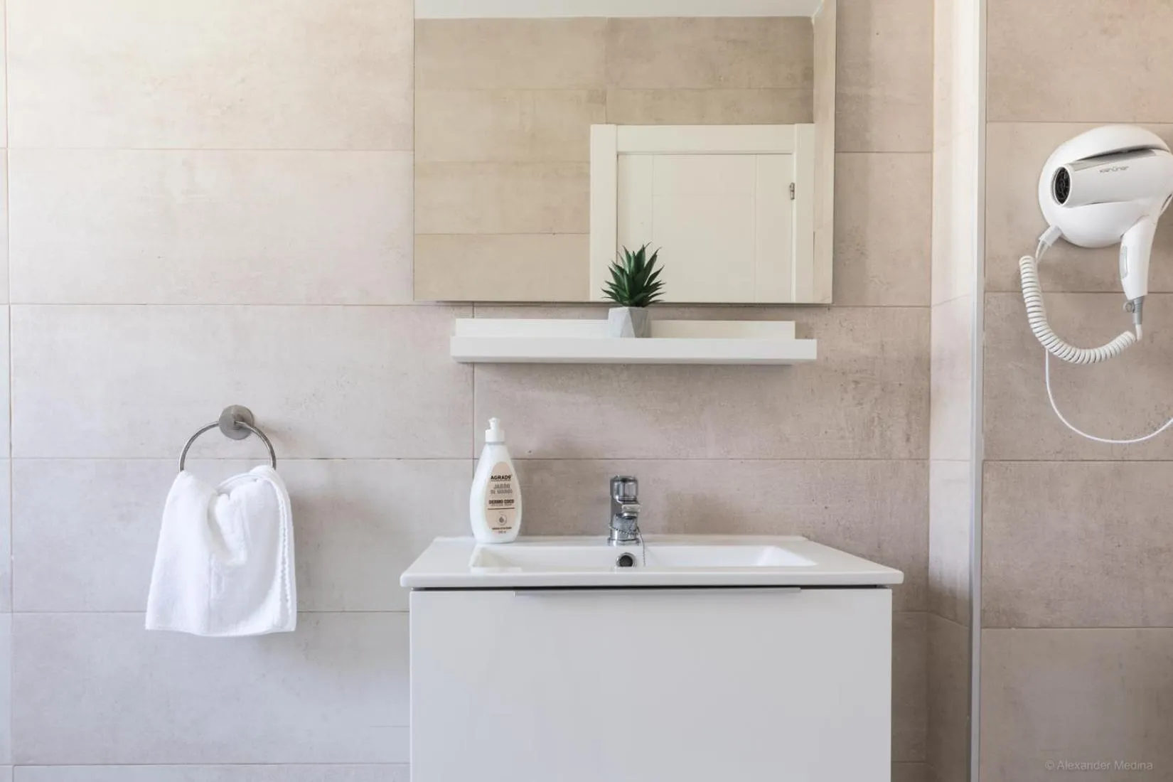 Bathroom in Roquetas Beach and Playa Serena Golf Village