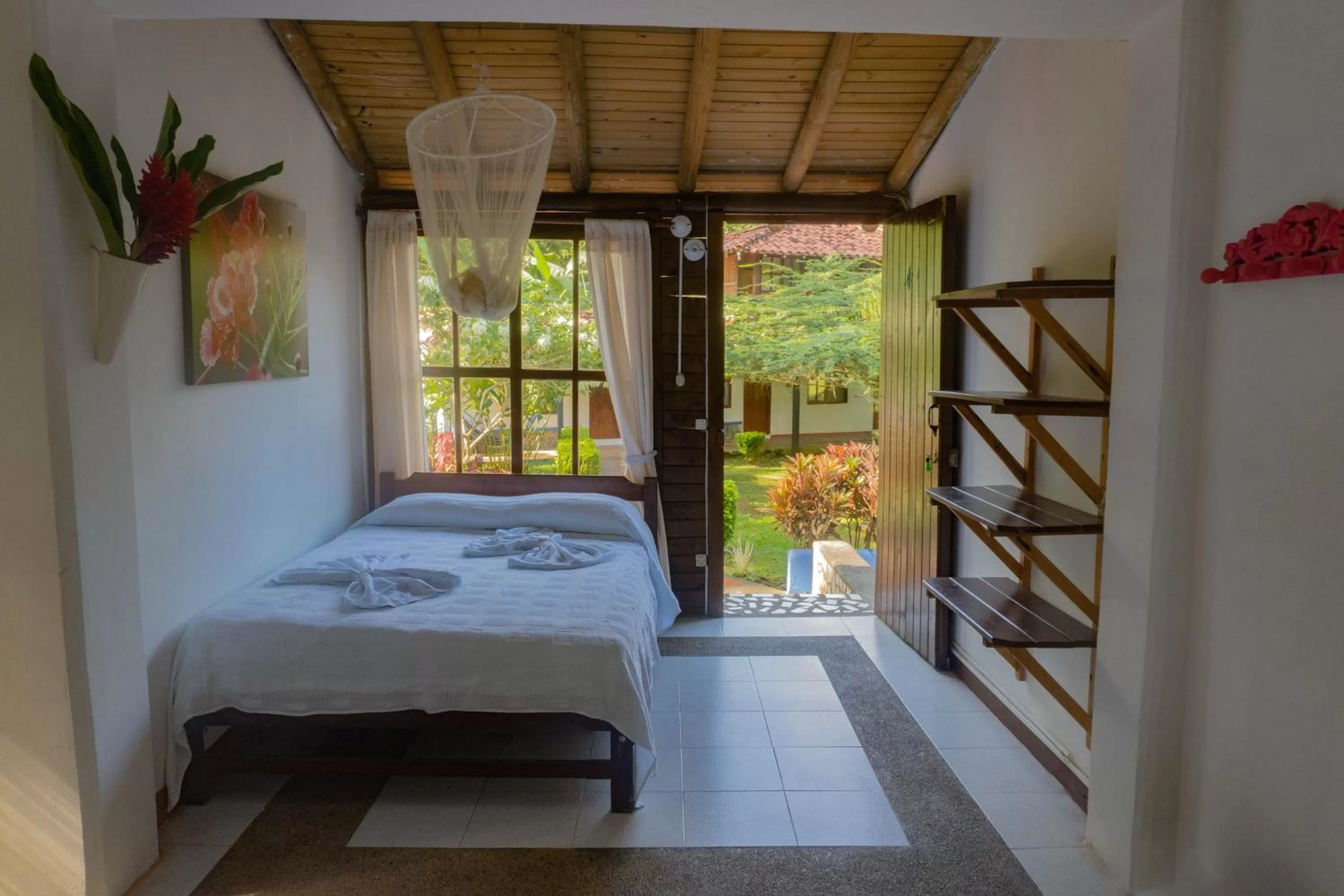 Bed in Los Robles Capurgana