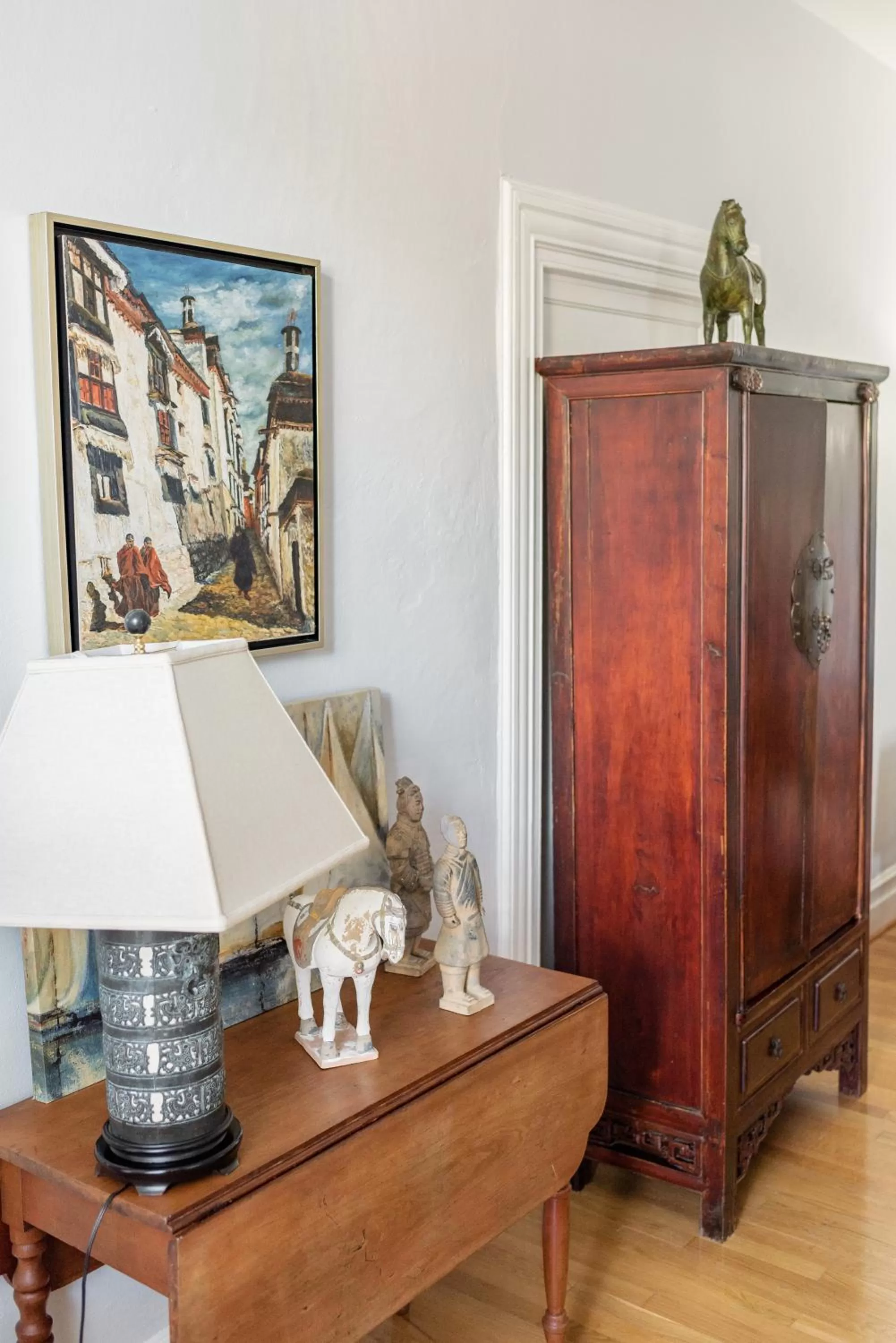 Living room in Meadows Inn