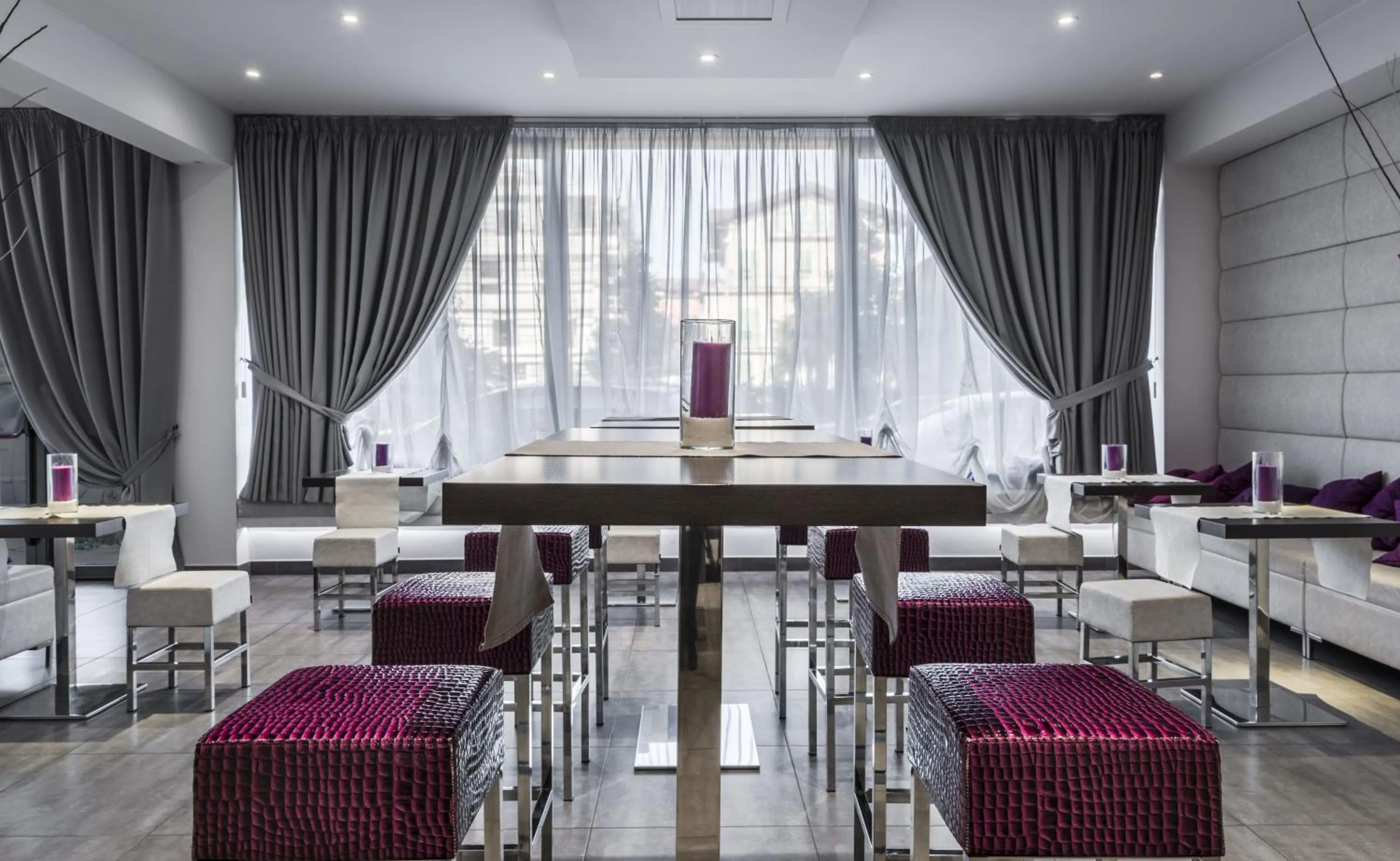 Lobby or reception in Hotel Montebello