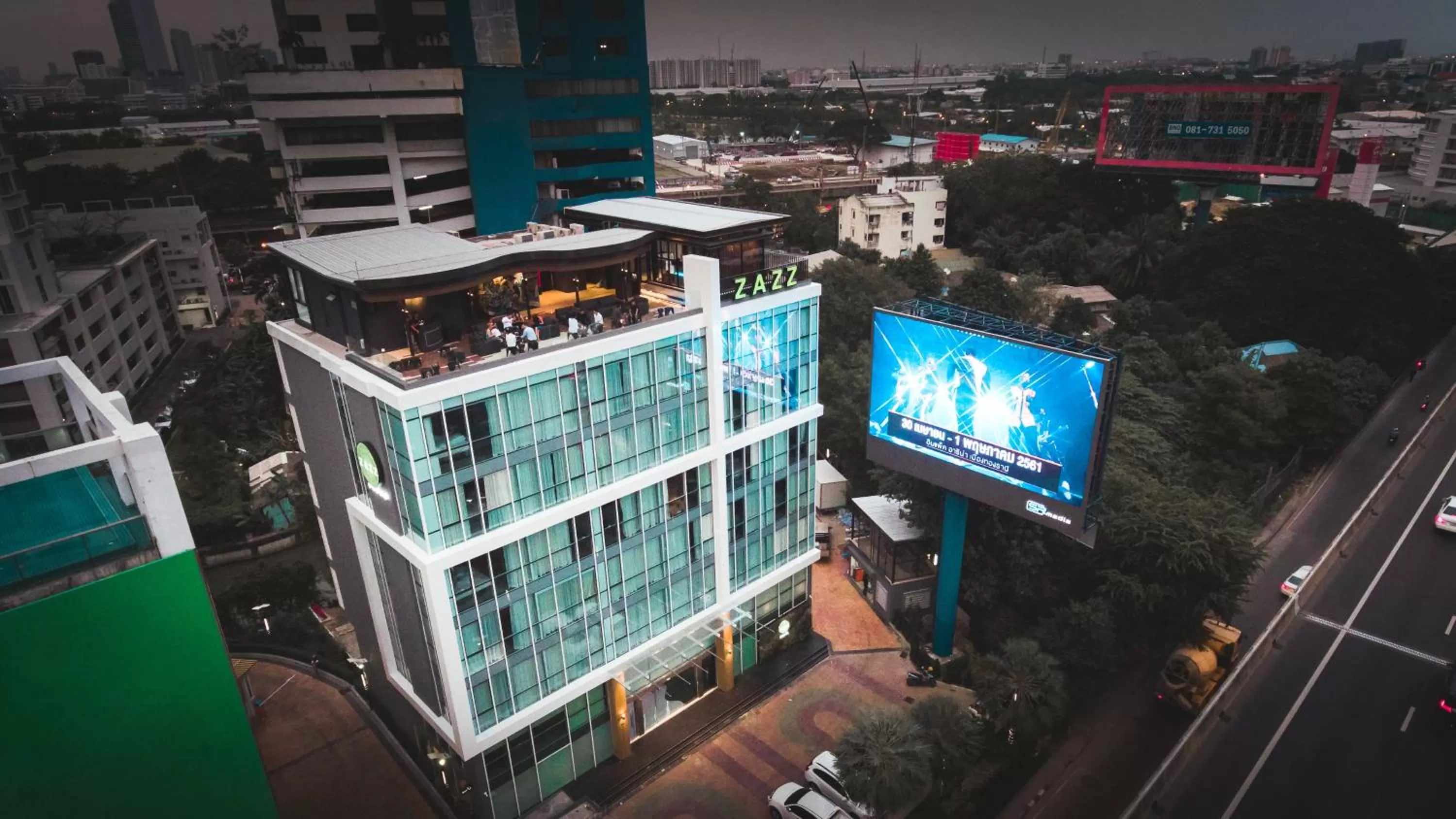 Property building in ZAZZ Urban Bangkok