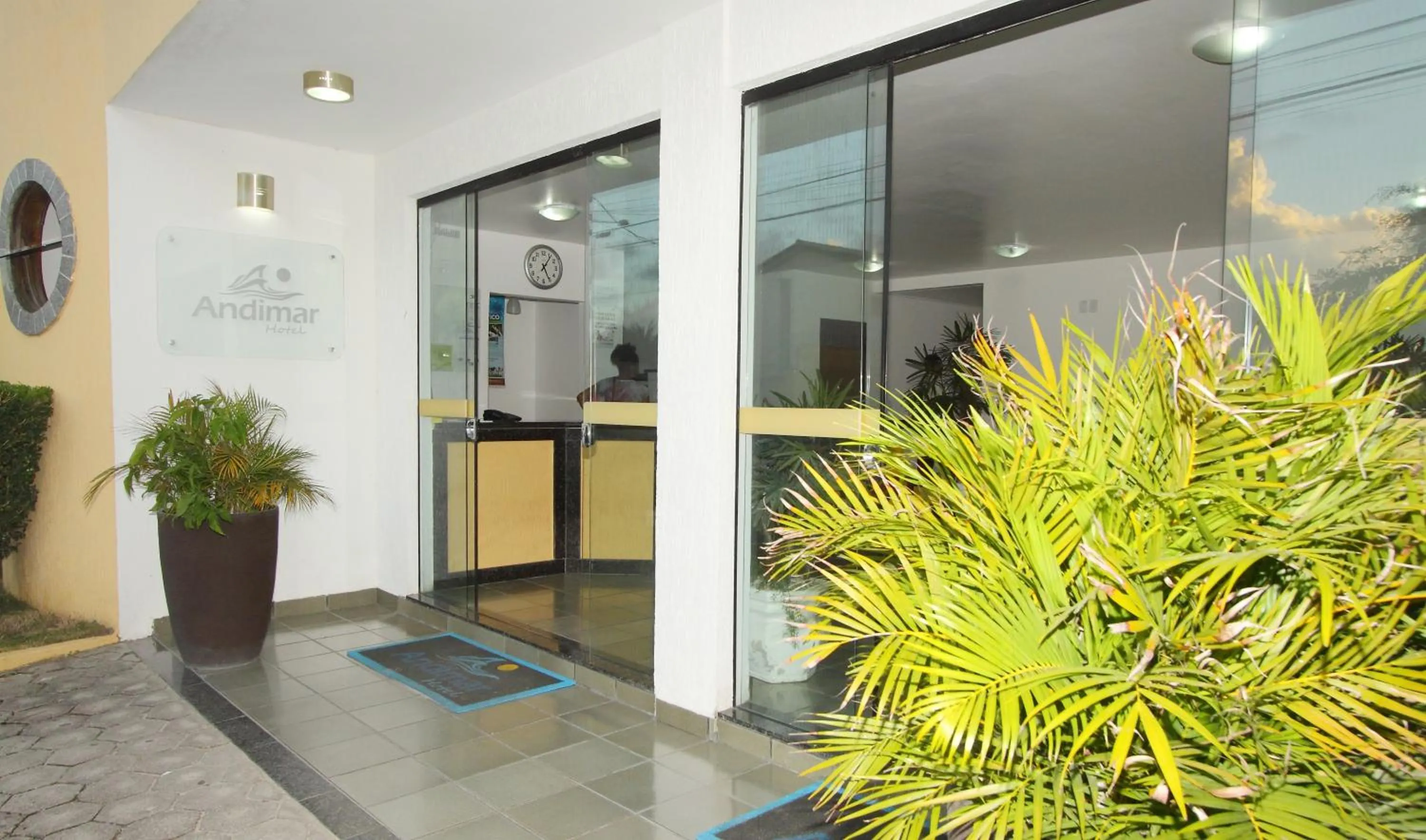 Facade/entrance in Andimar Hotel