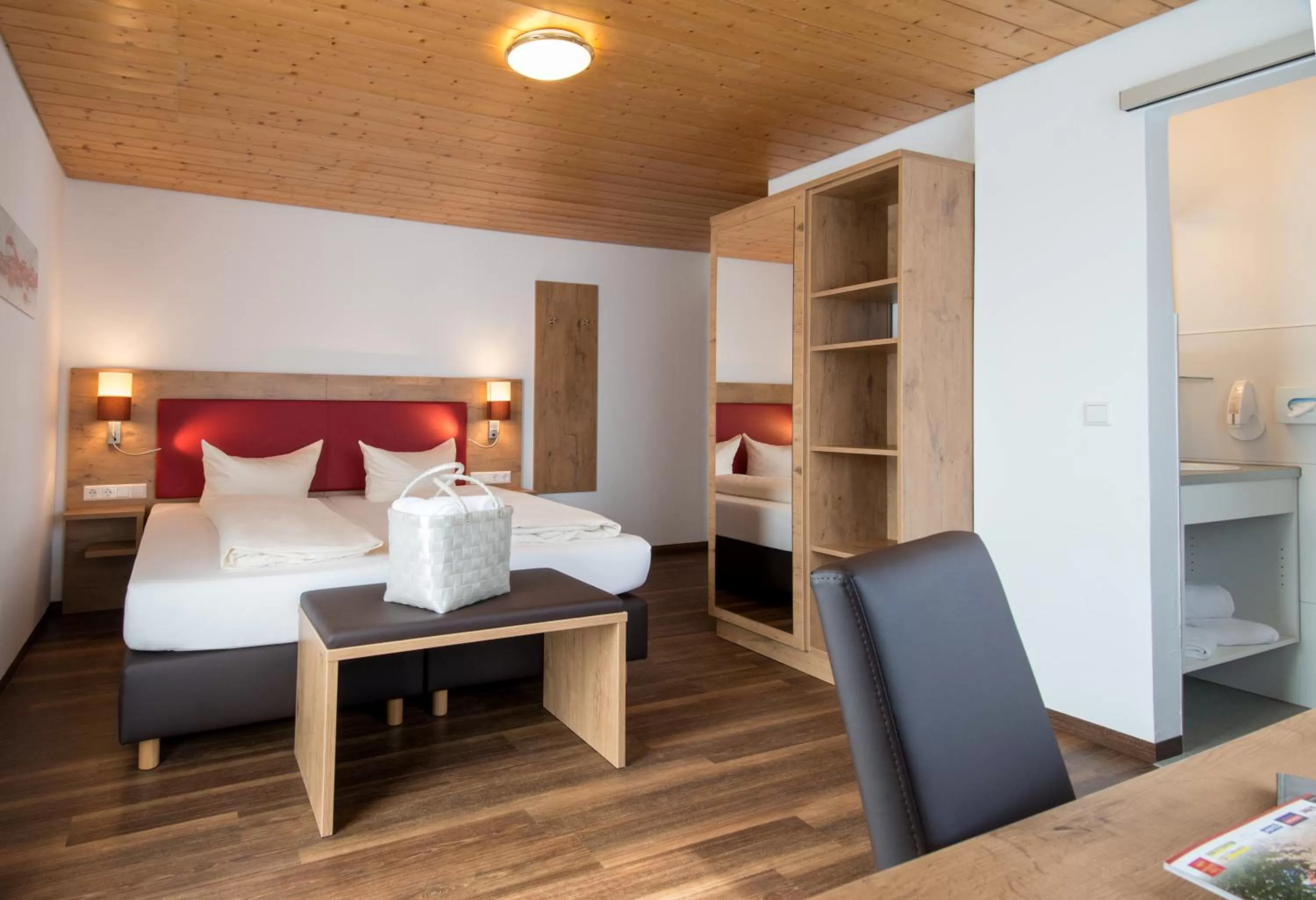 Bed in Wellnesshotel Sonnenhof & Sonnhalde