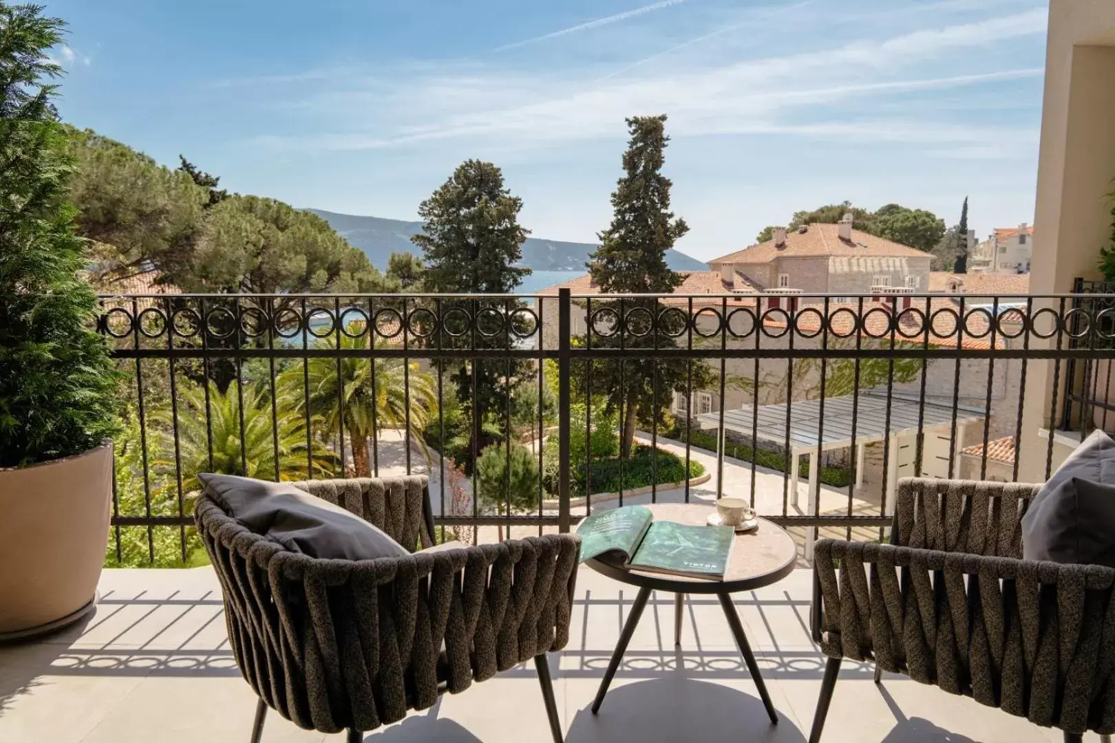 Superior Room with Balcony and Park View - Contemporary Building in Lazure Hotel & Marina Superior Room with Balcony and Park View - Contemporary Building in Lazure Hotel & Marina