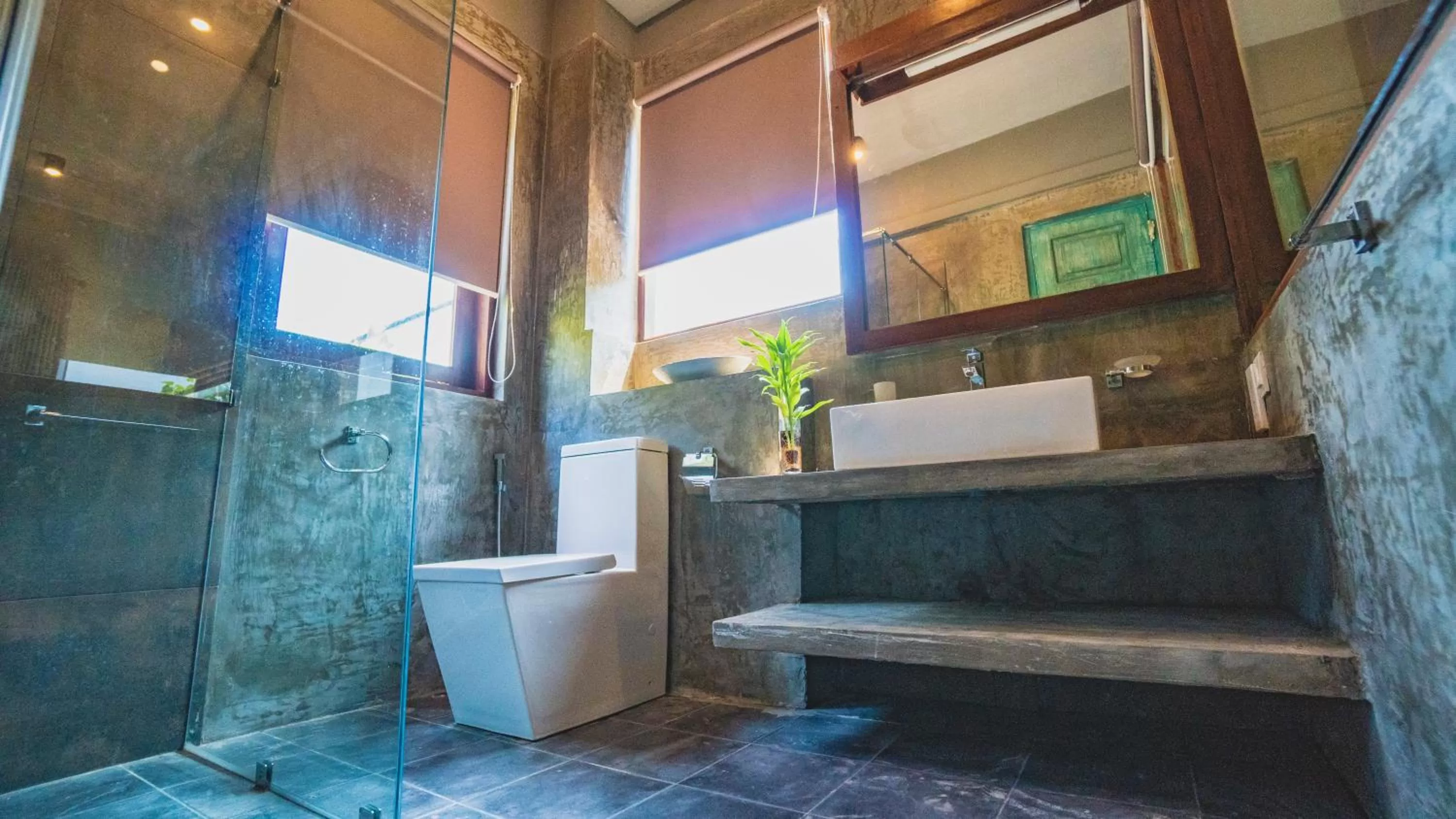 Shower in Ayur Ayur Resort & Ayurveda Retreat