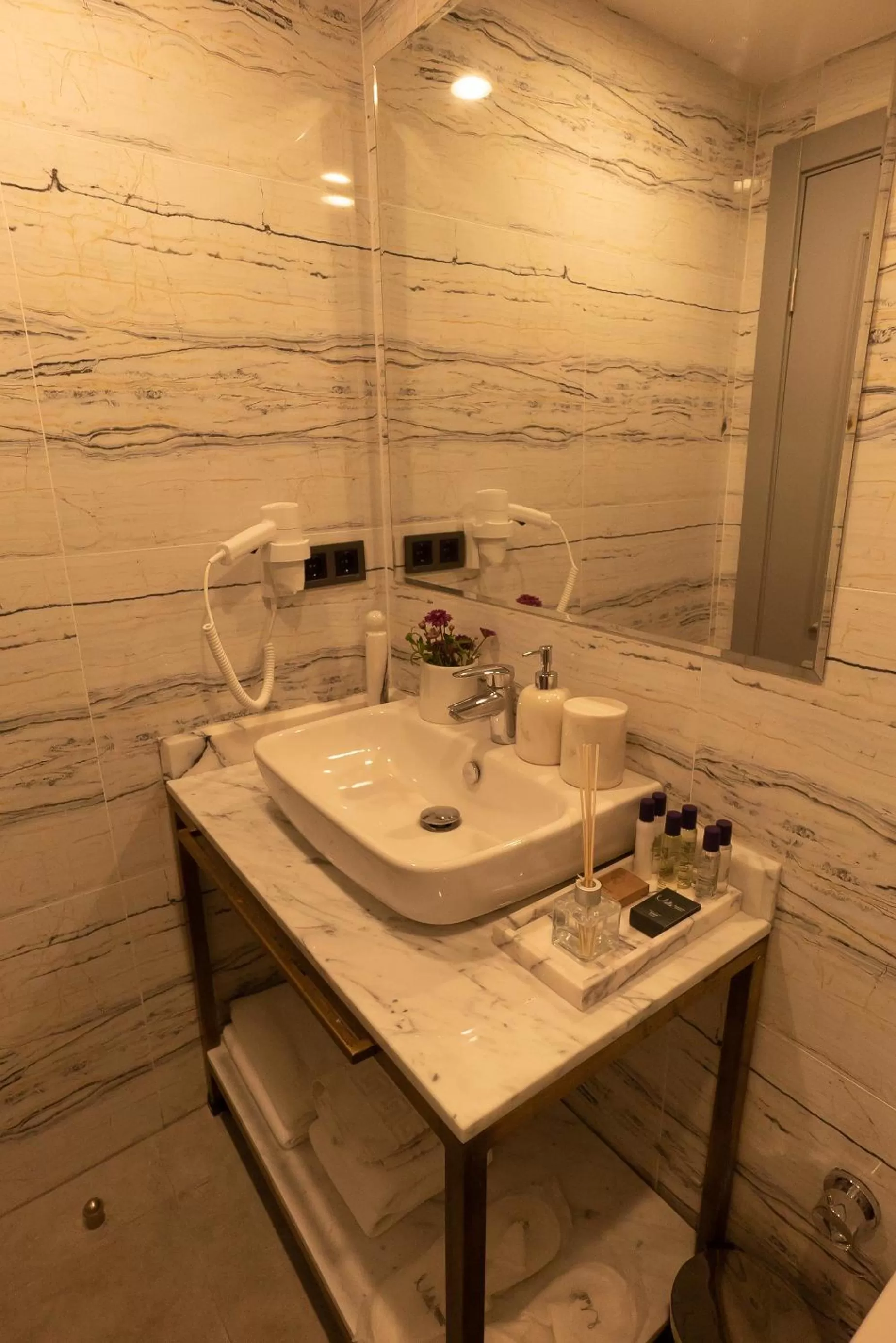 Bathroom in Malta Bosphorus Hotel