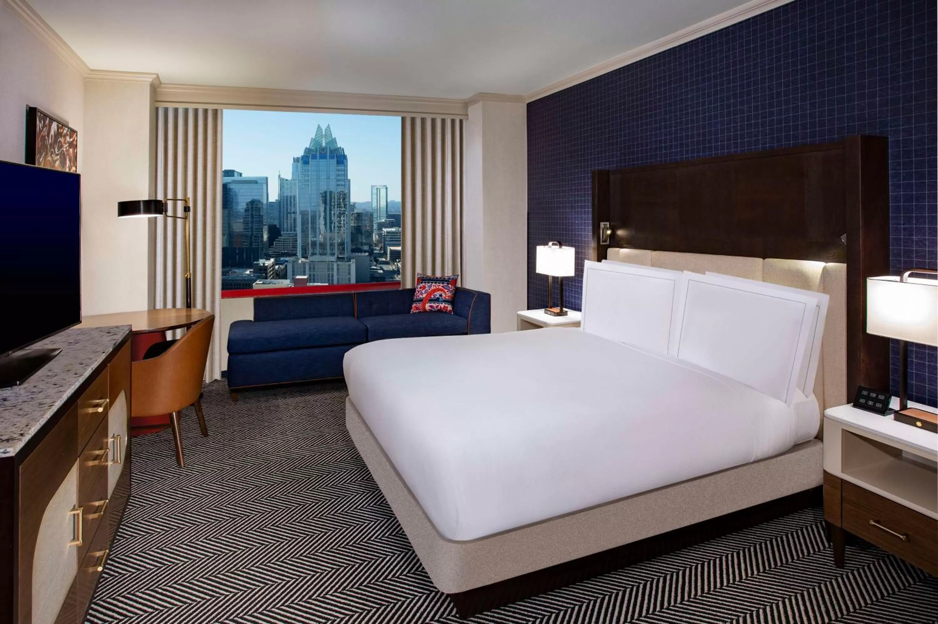 Bedroom, Bed in Hilton Austin