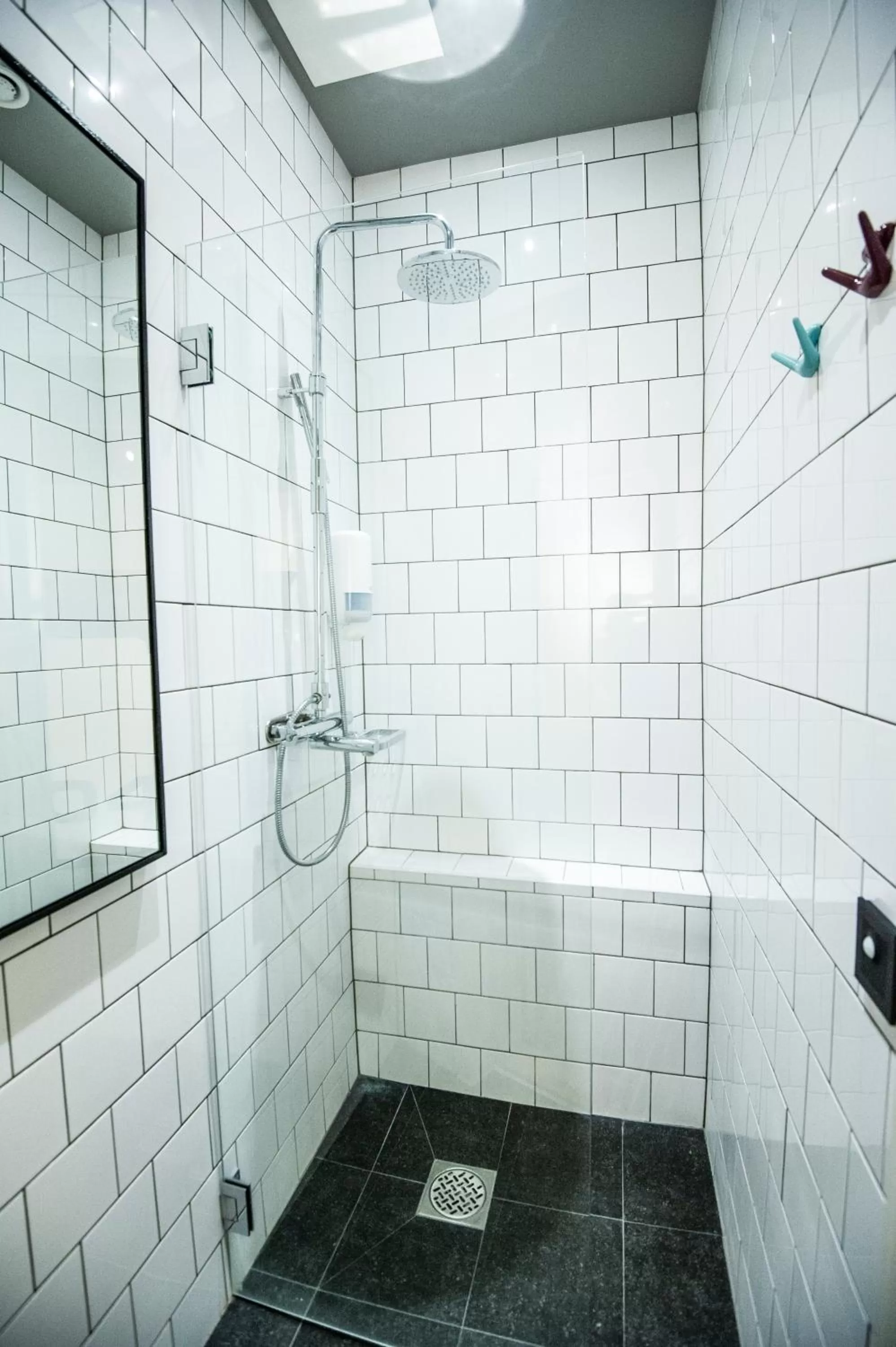 Shower in Bo Hotel