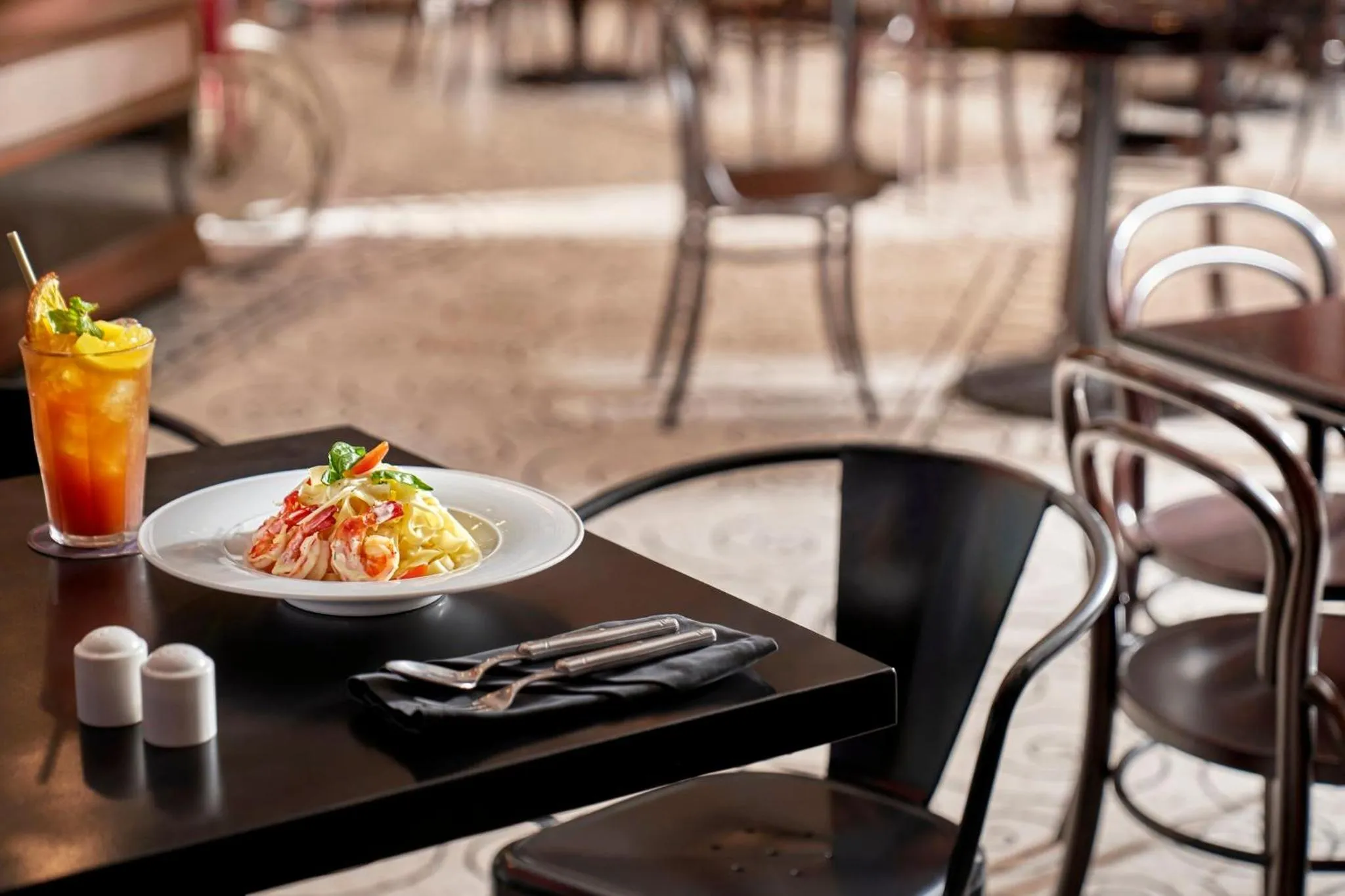 Restaurant/places to eat in InterContinental Grand Ho Tram