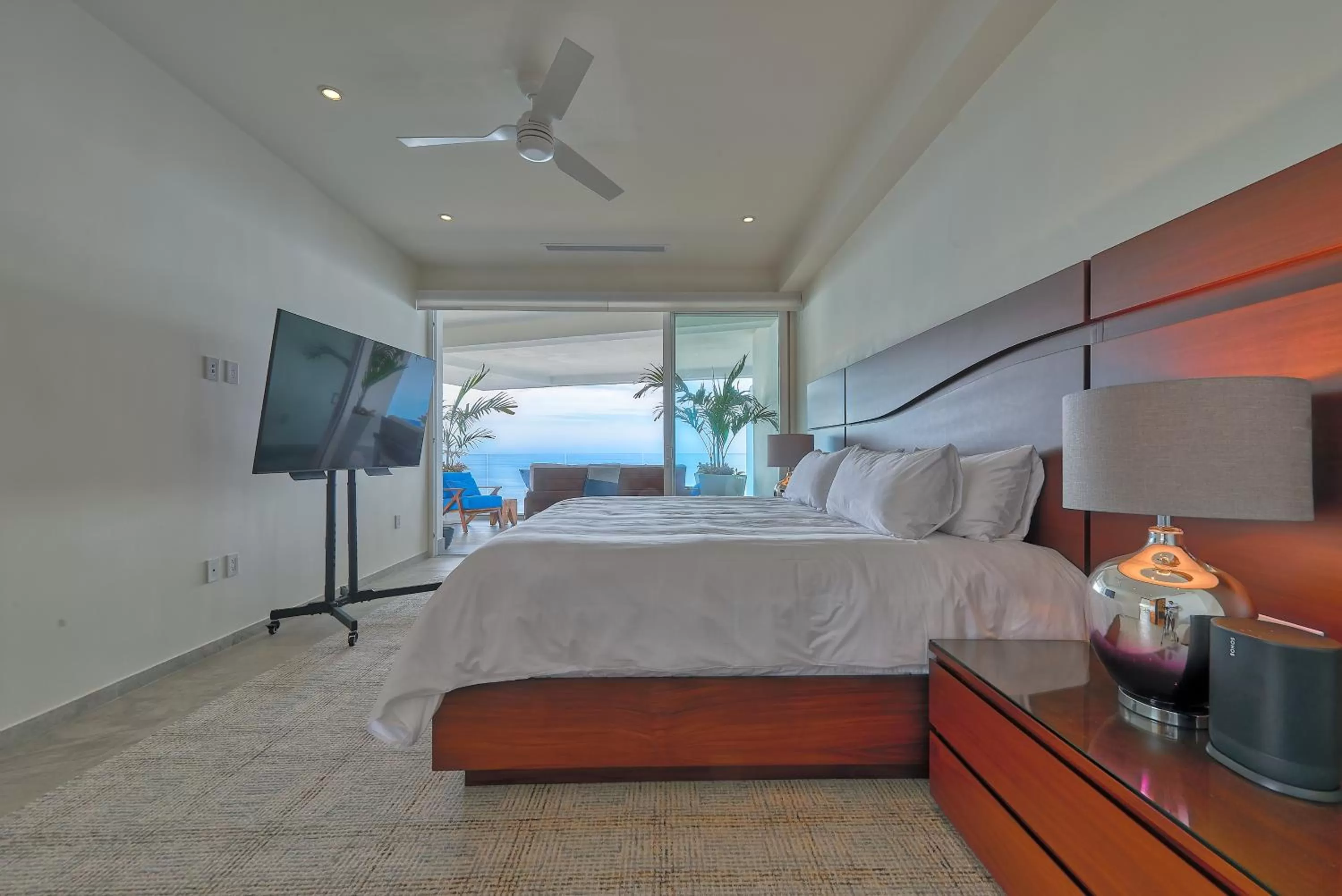 Photo of the whole room, Bed in Maxwell Residences at Indah