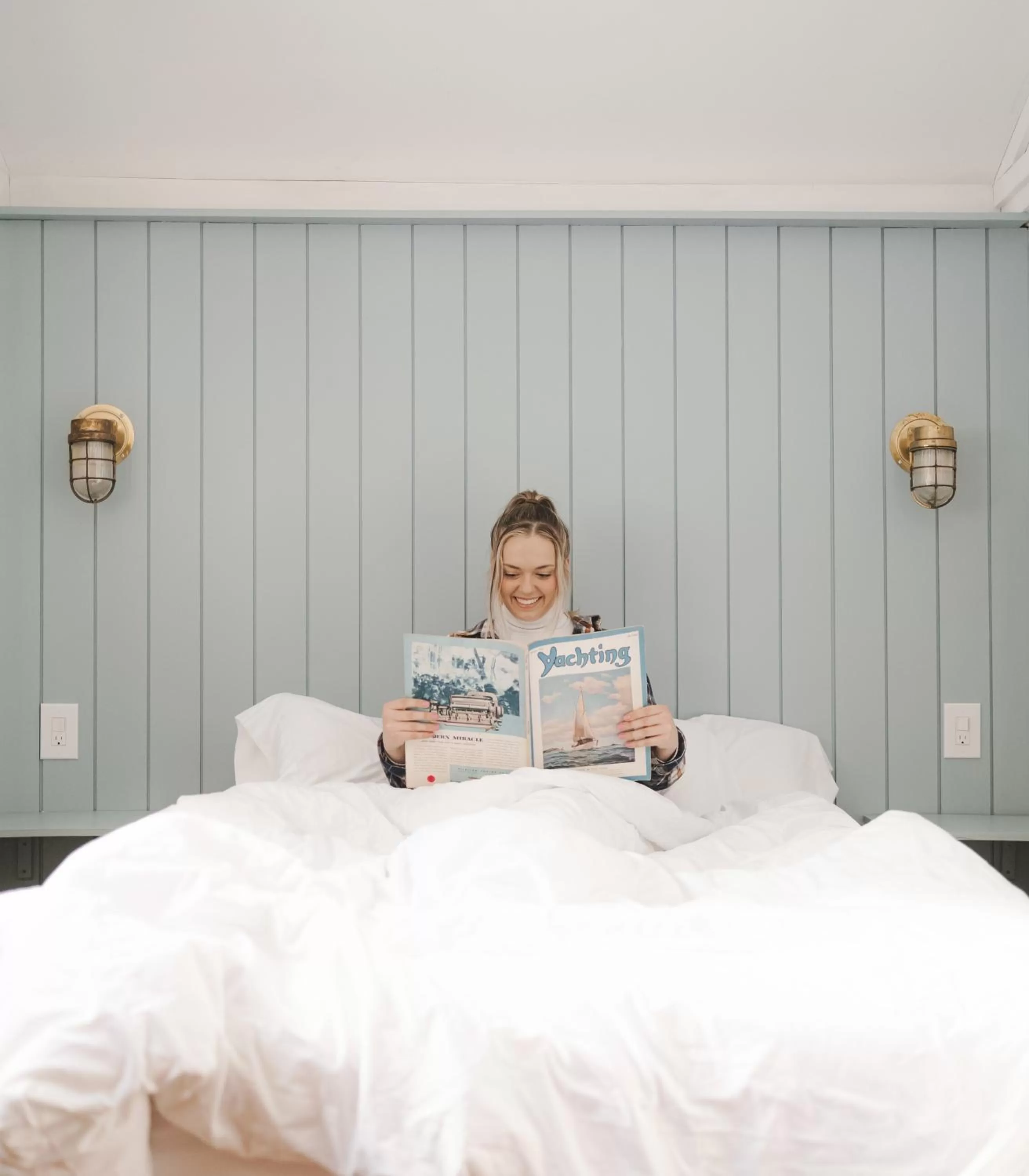 Bedroom in Anchor Inn