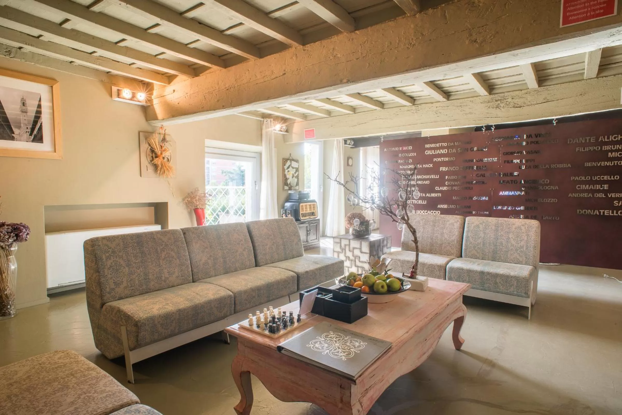 Communal lounge/ TV room in Villa Aruch