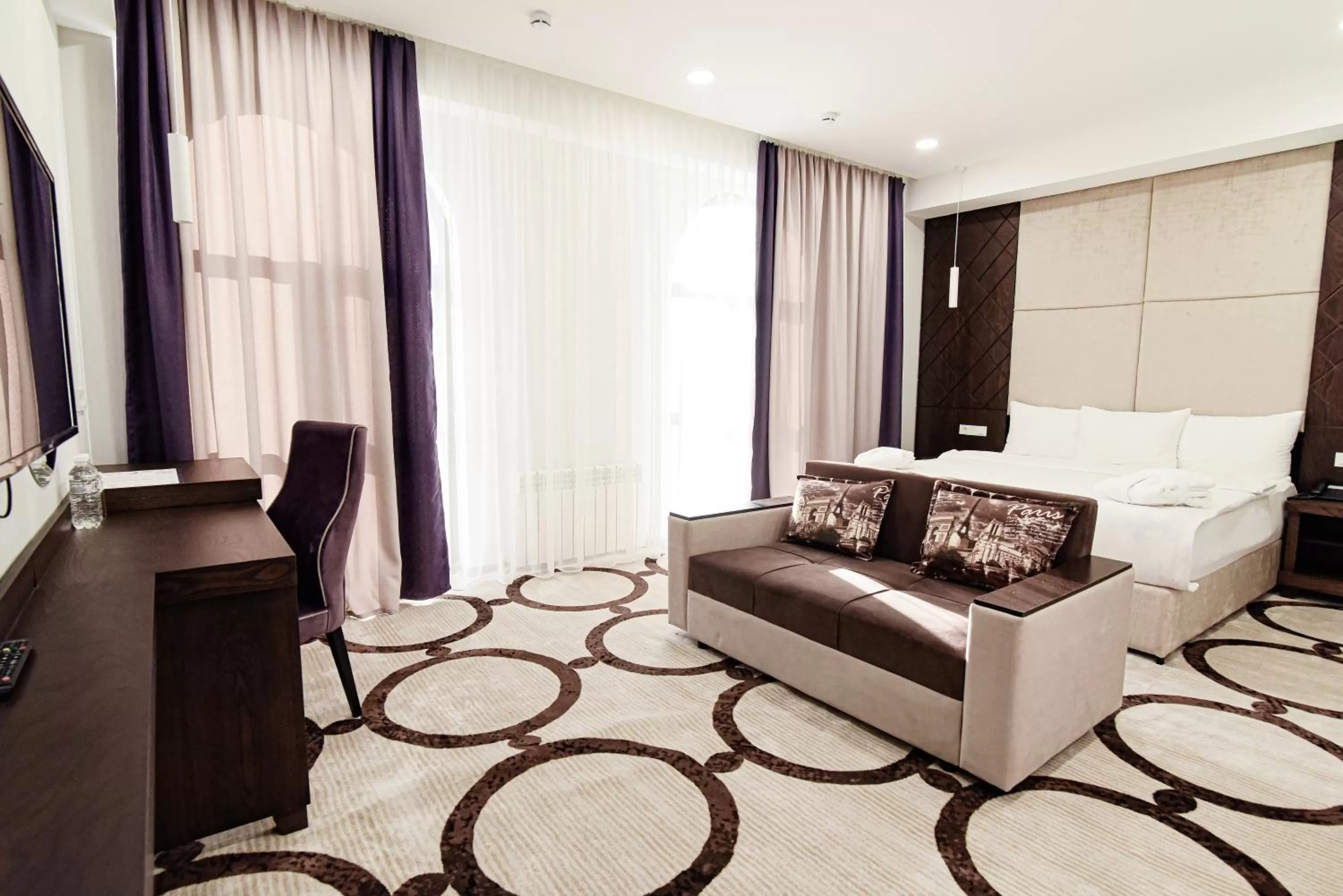 Seating Area in East Palace Hotel