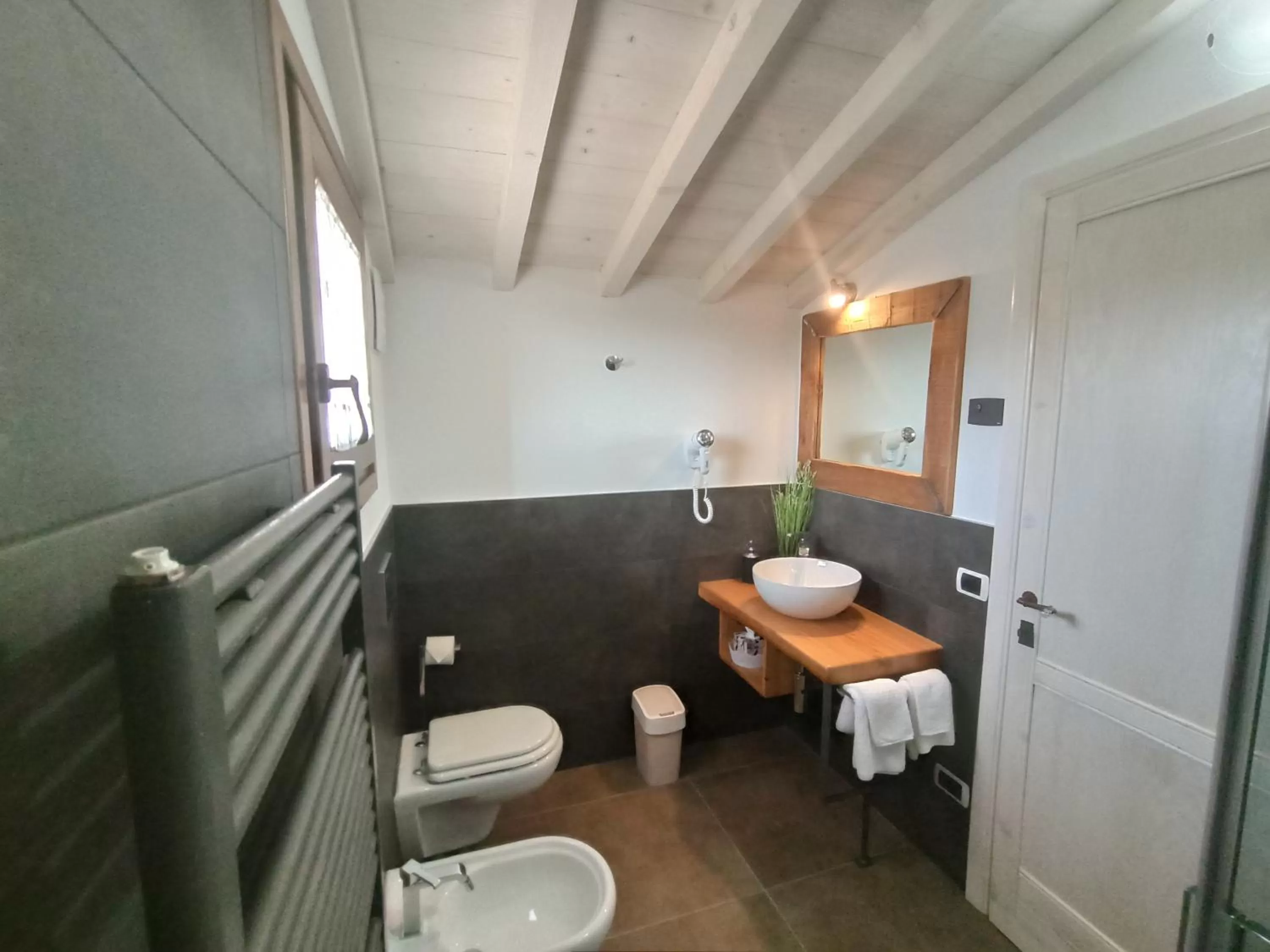 Bathroom in Le Zampolle B & B