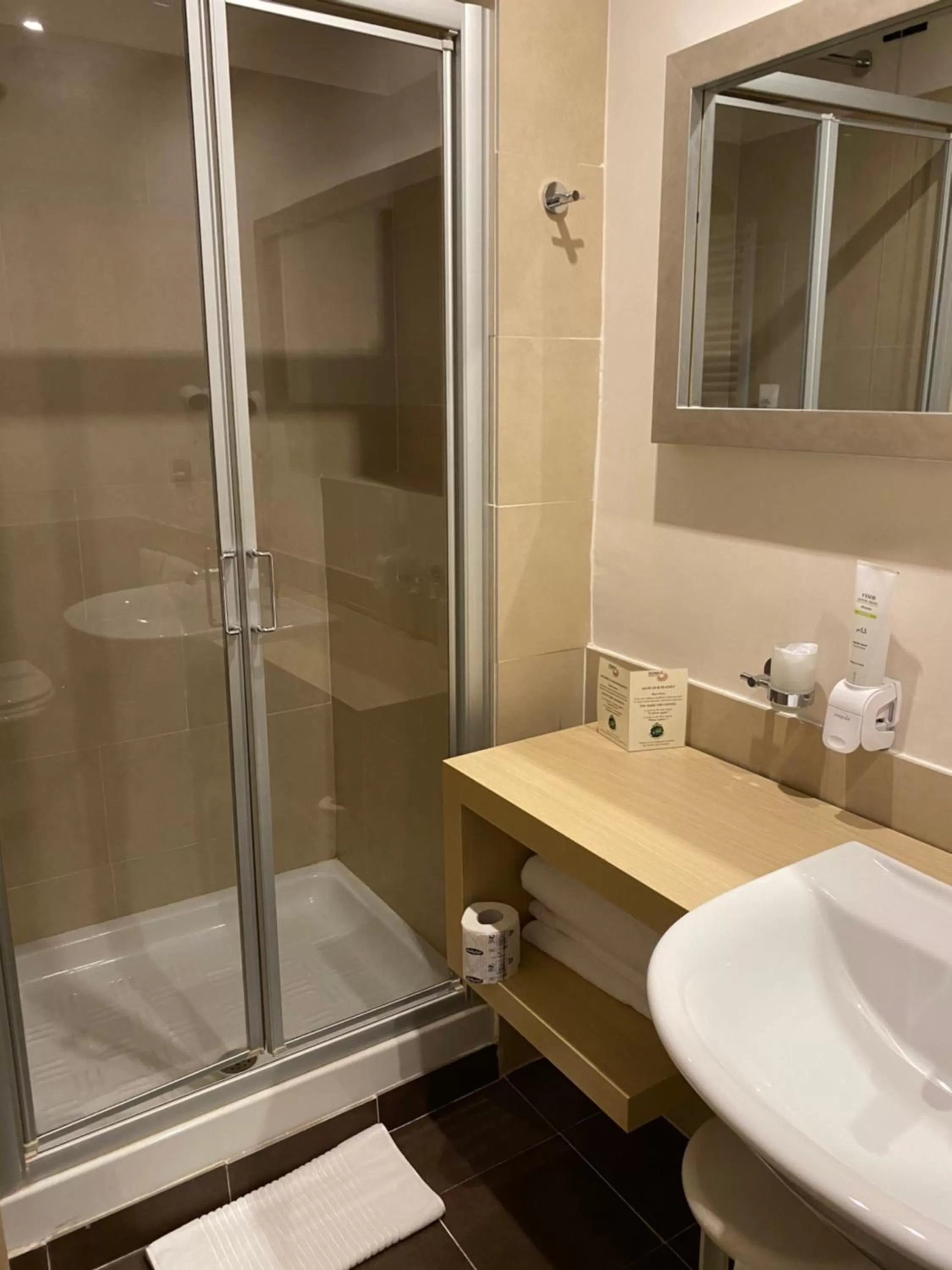 Shower in Domus Park Hotel & SPA