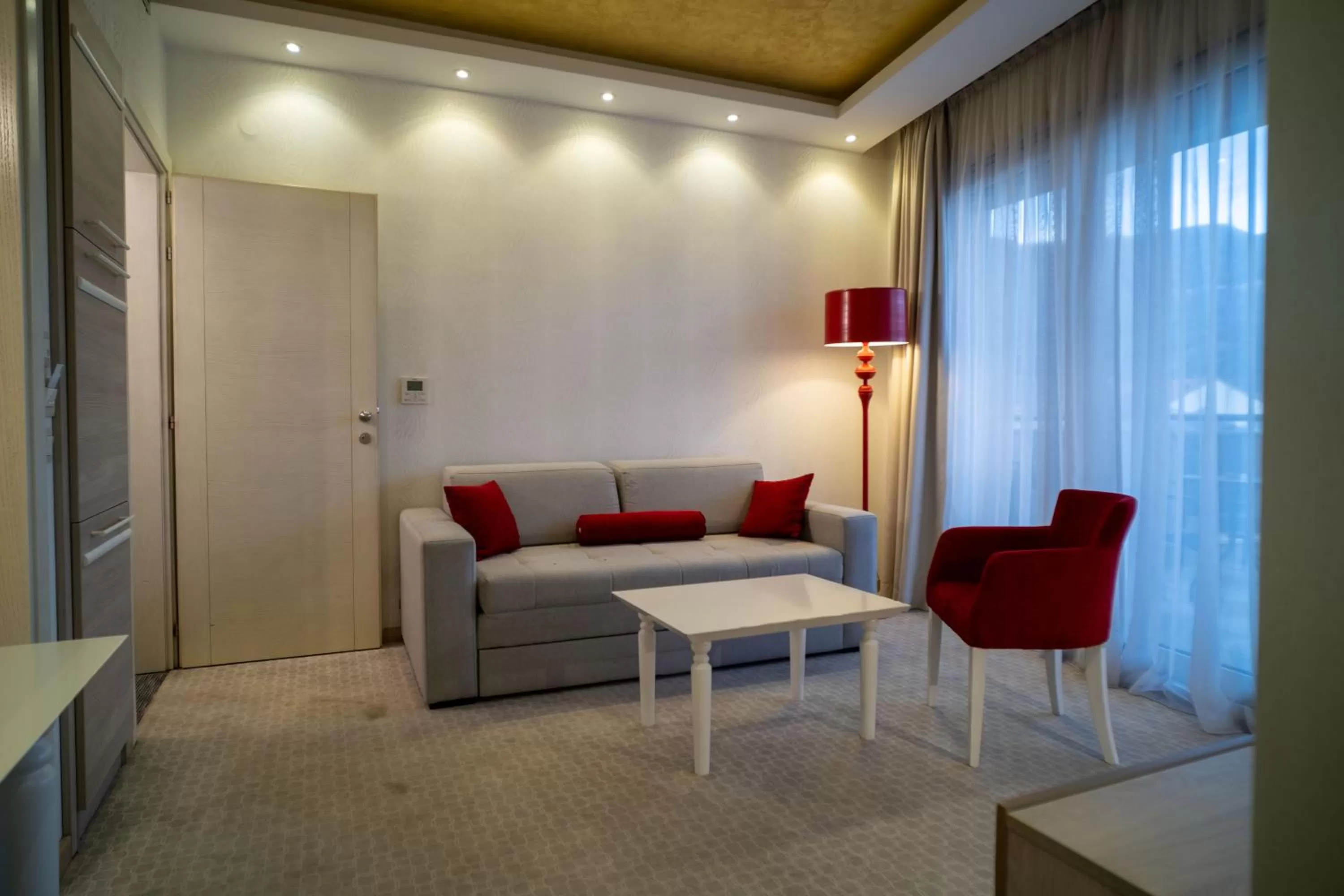 Living room, Seating Area in Hotel Atina