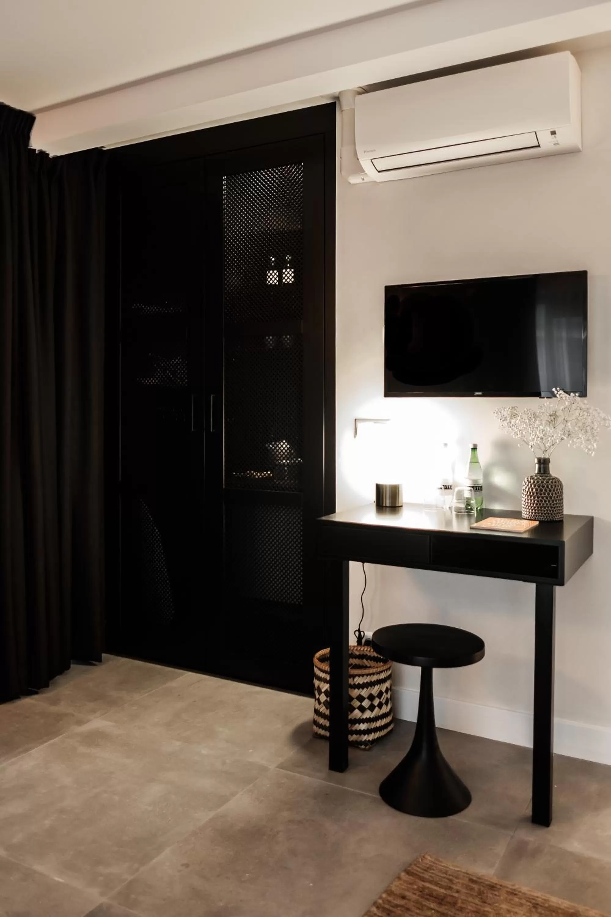 TV/Entertainment Center in The Palamedes Amsterdam