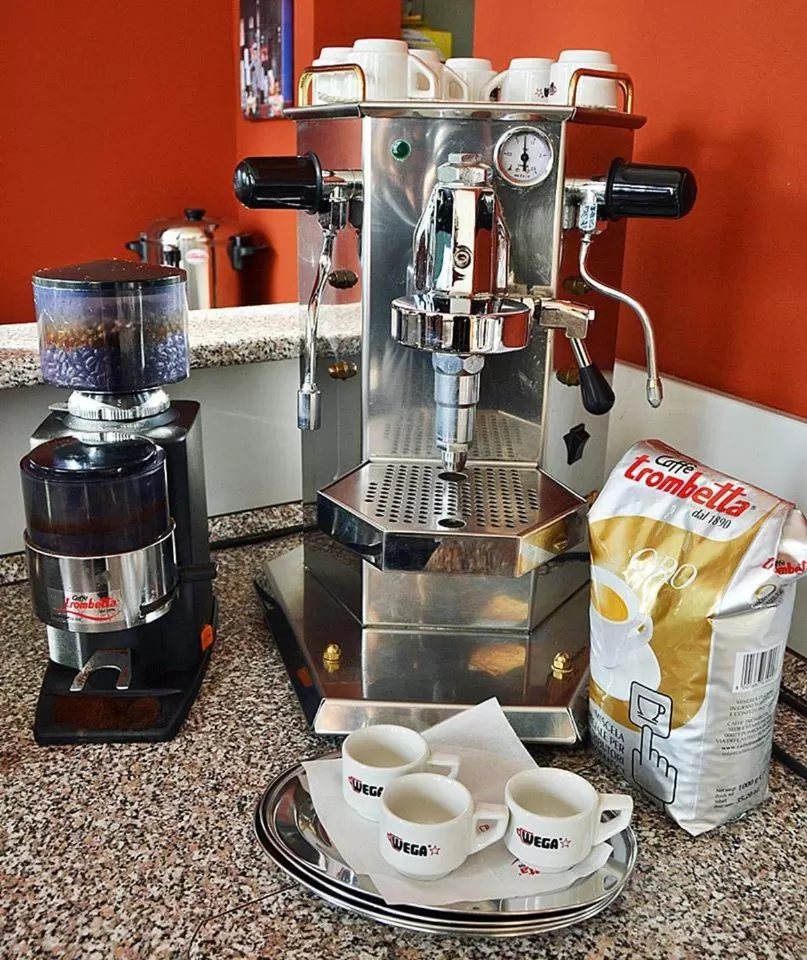 Coffee/tea facilities in Motel Vega