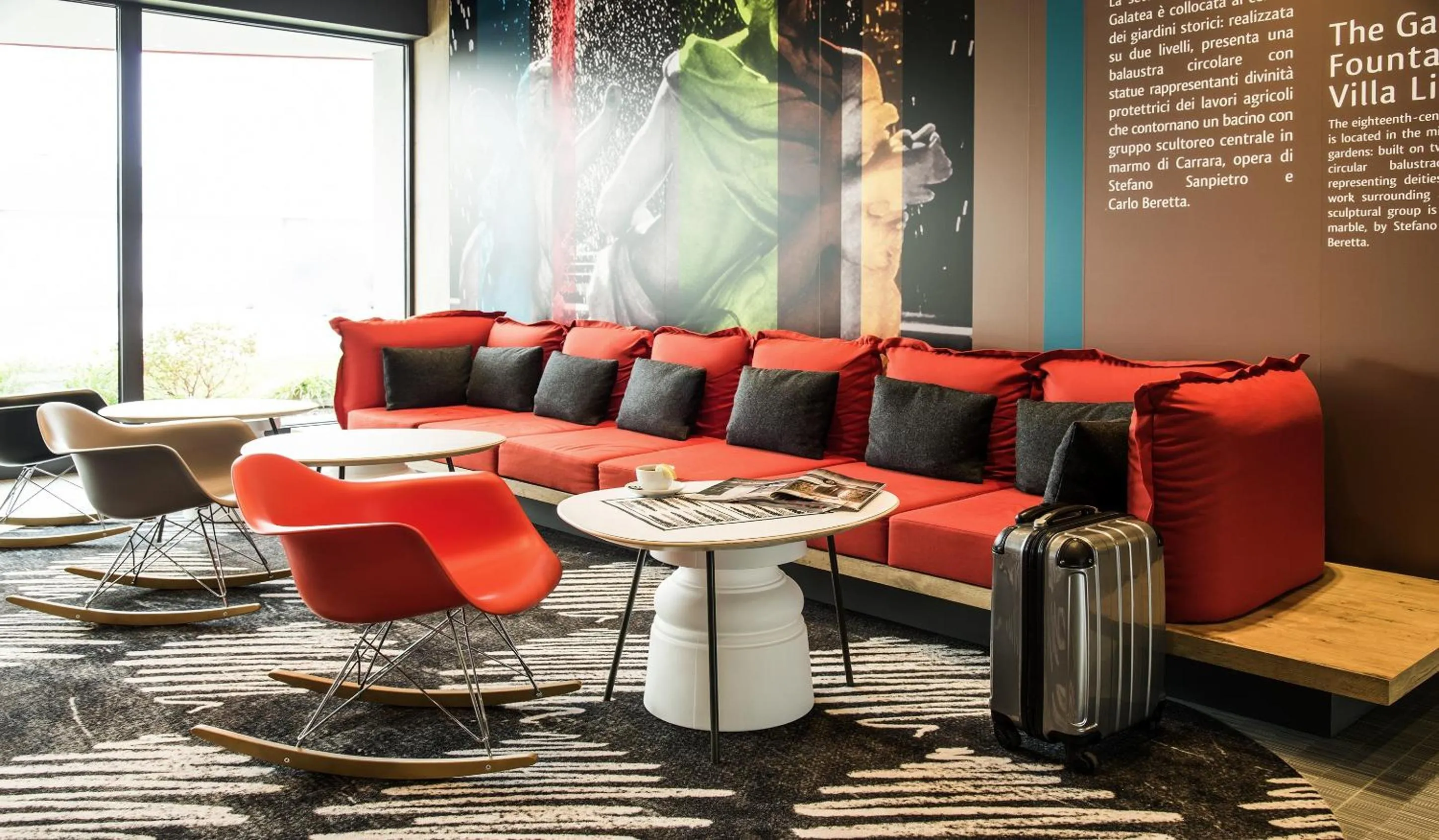 Communal lounge/ TV room in Ibis Milano Fiera