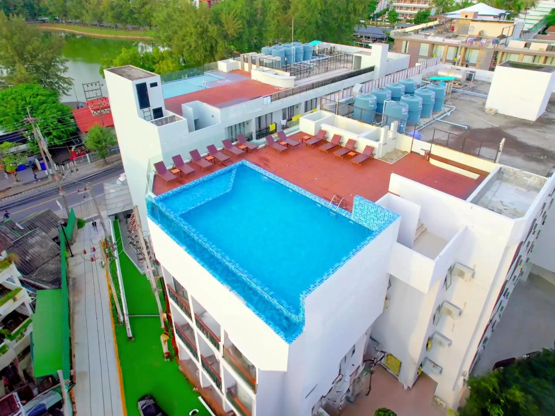 Property building in Phoenix Hotel Karon Beach