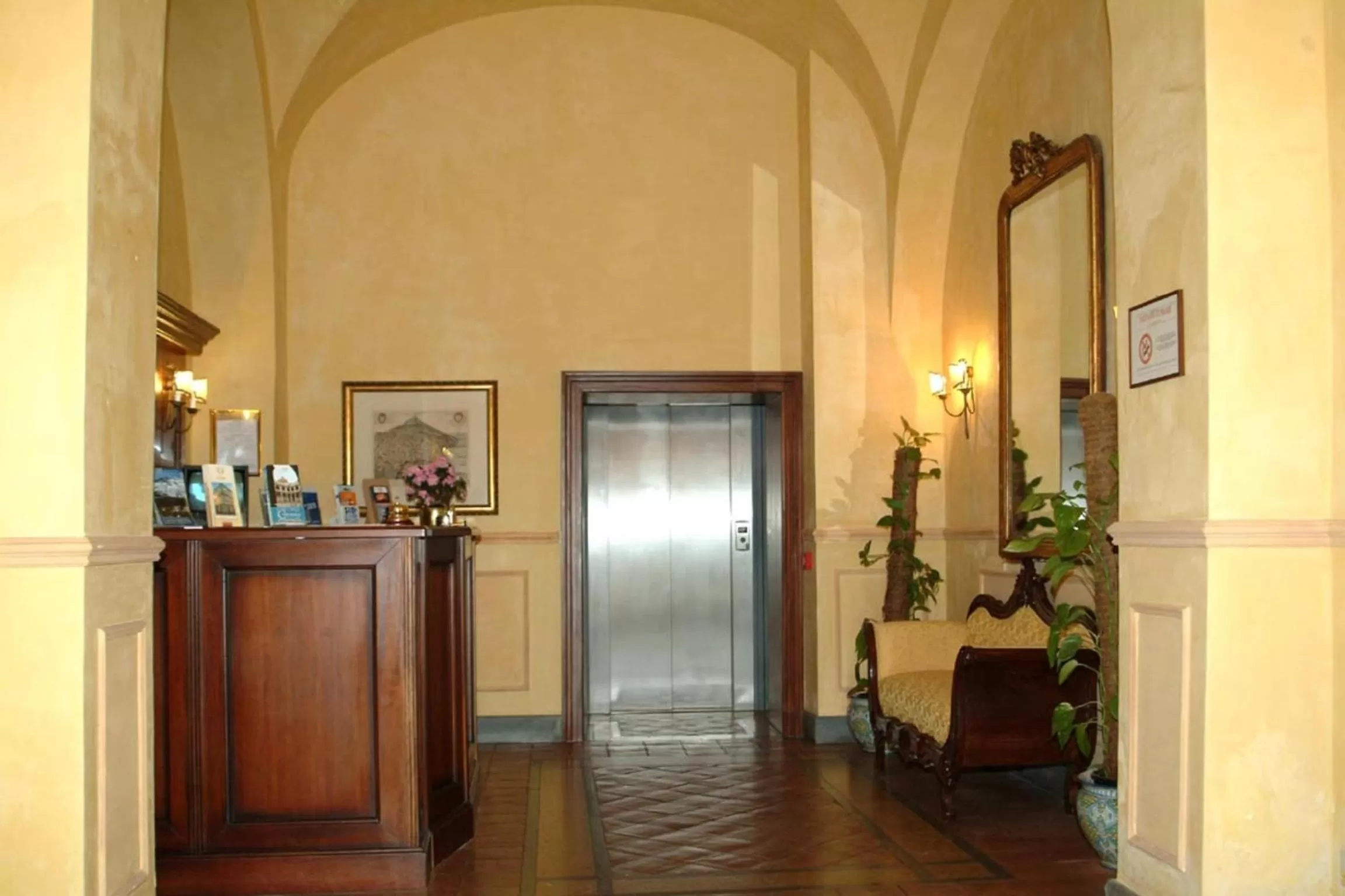 Lobby or reception in Hotel La Ville