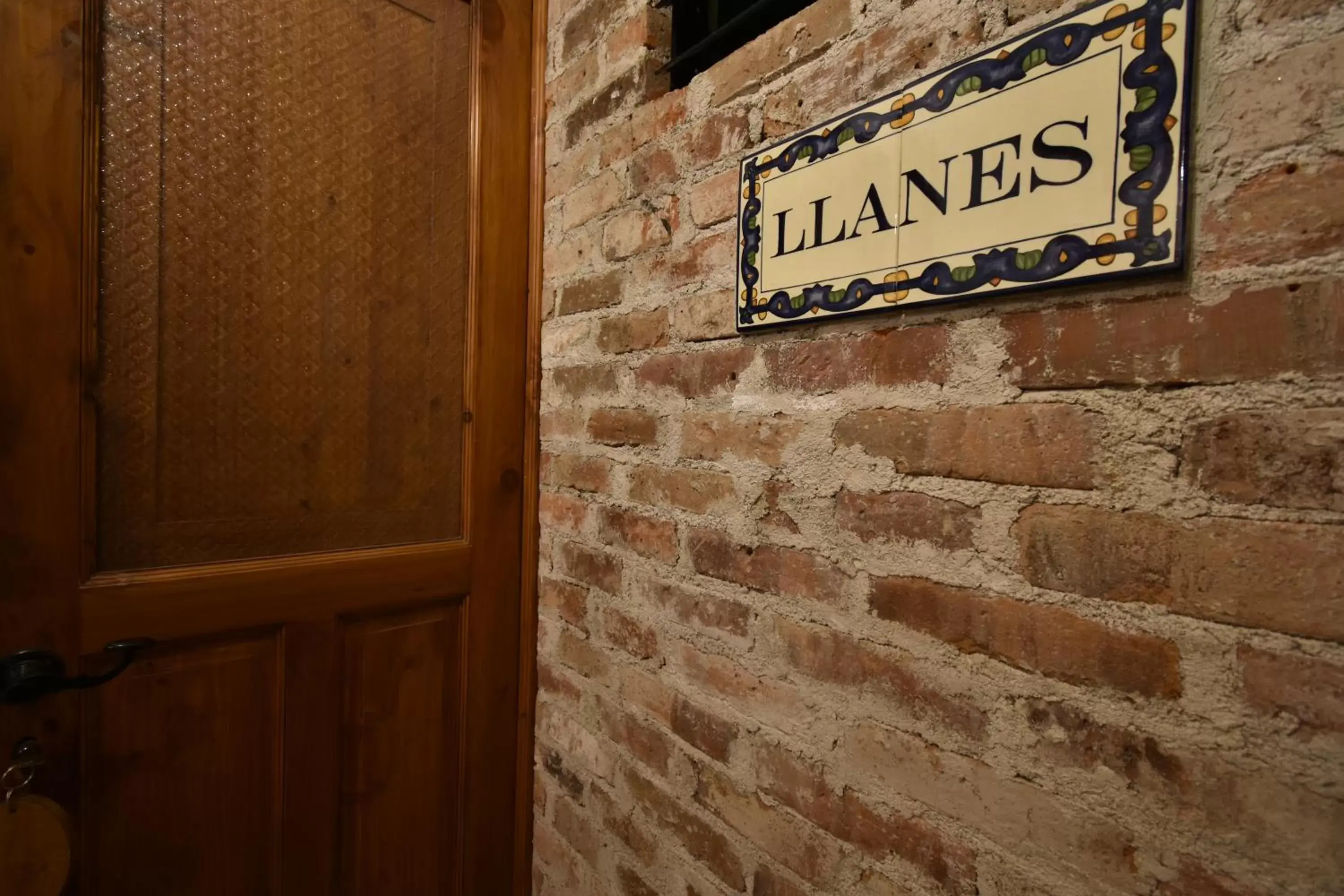 Deluxe Suite with Spa Bath in Casa Morasan Hotel-Boutique Deluxe Suite with Spa Bath in Casa Morasan Hotel-Boutique