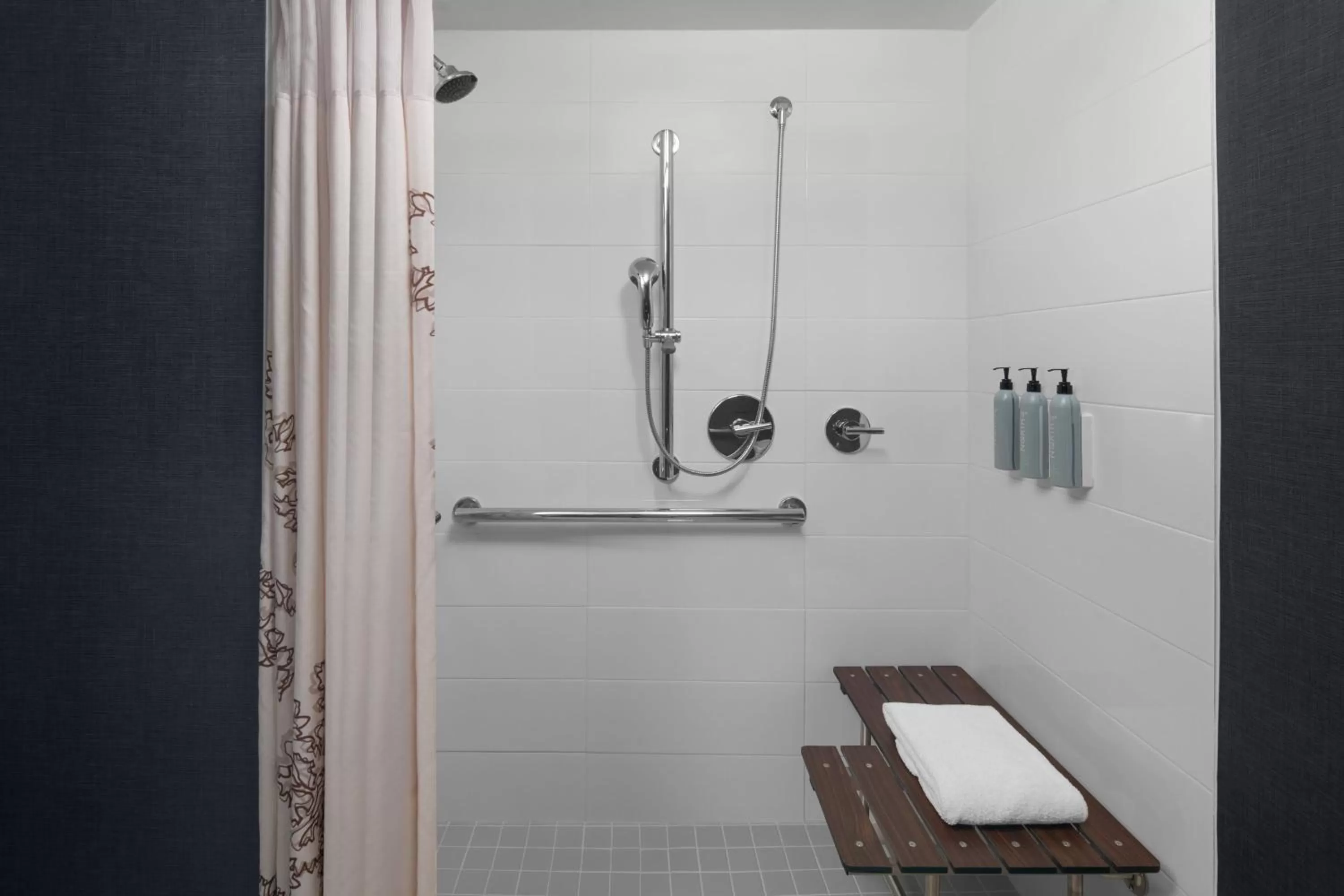 Bathroom in Residence Inn by Marriott Holland