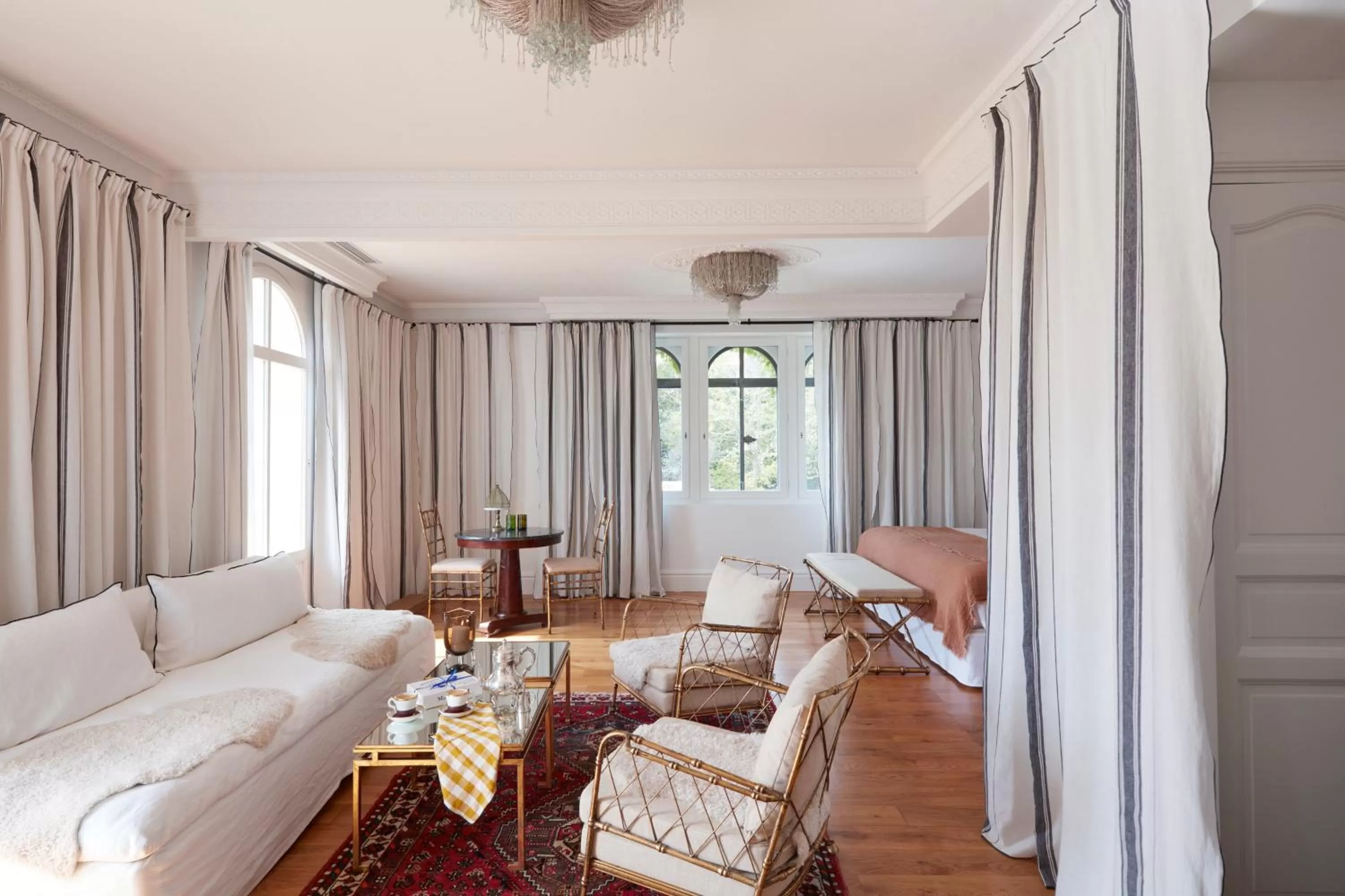 Living room in Brindos, Lac & Château - Relais & Châteaux - Anglet Biarritz