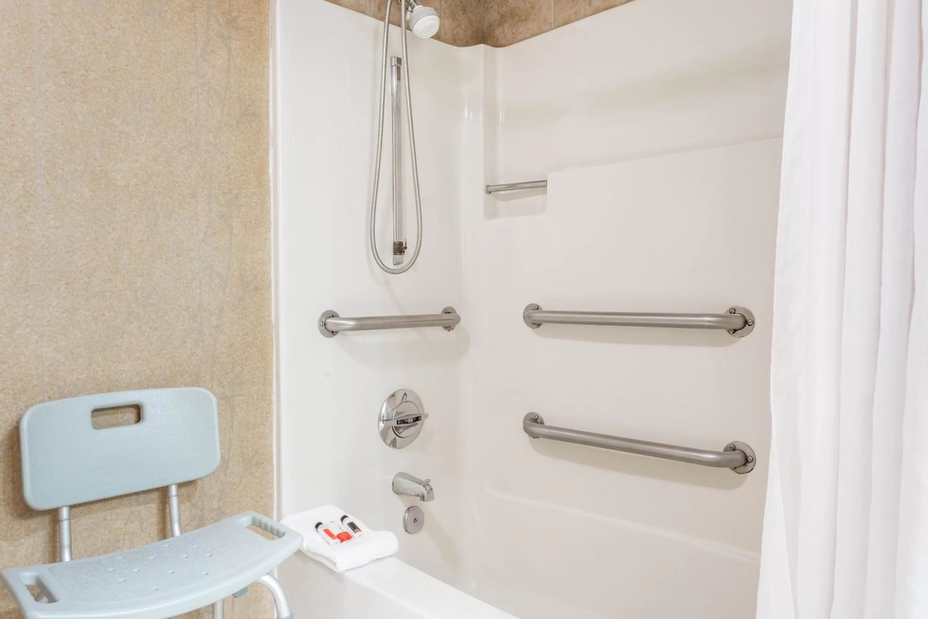 Shower in Days Inn by Wyndham Westminster