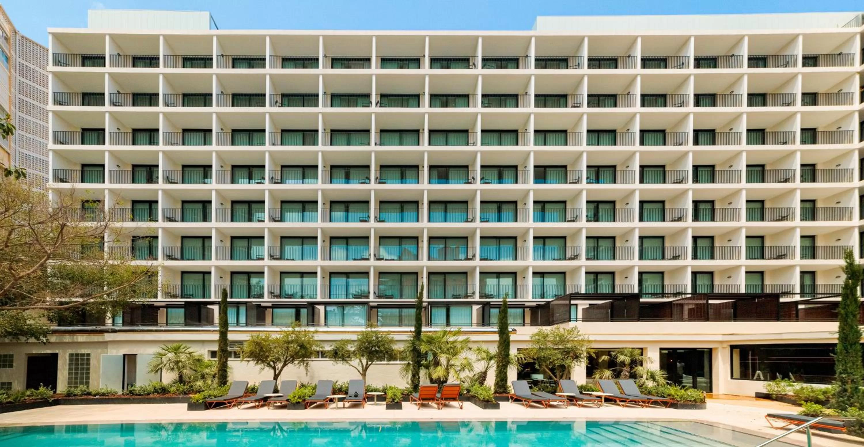 Property building in Mercure Benidorm