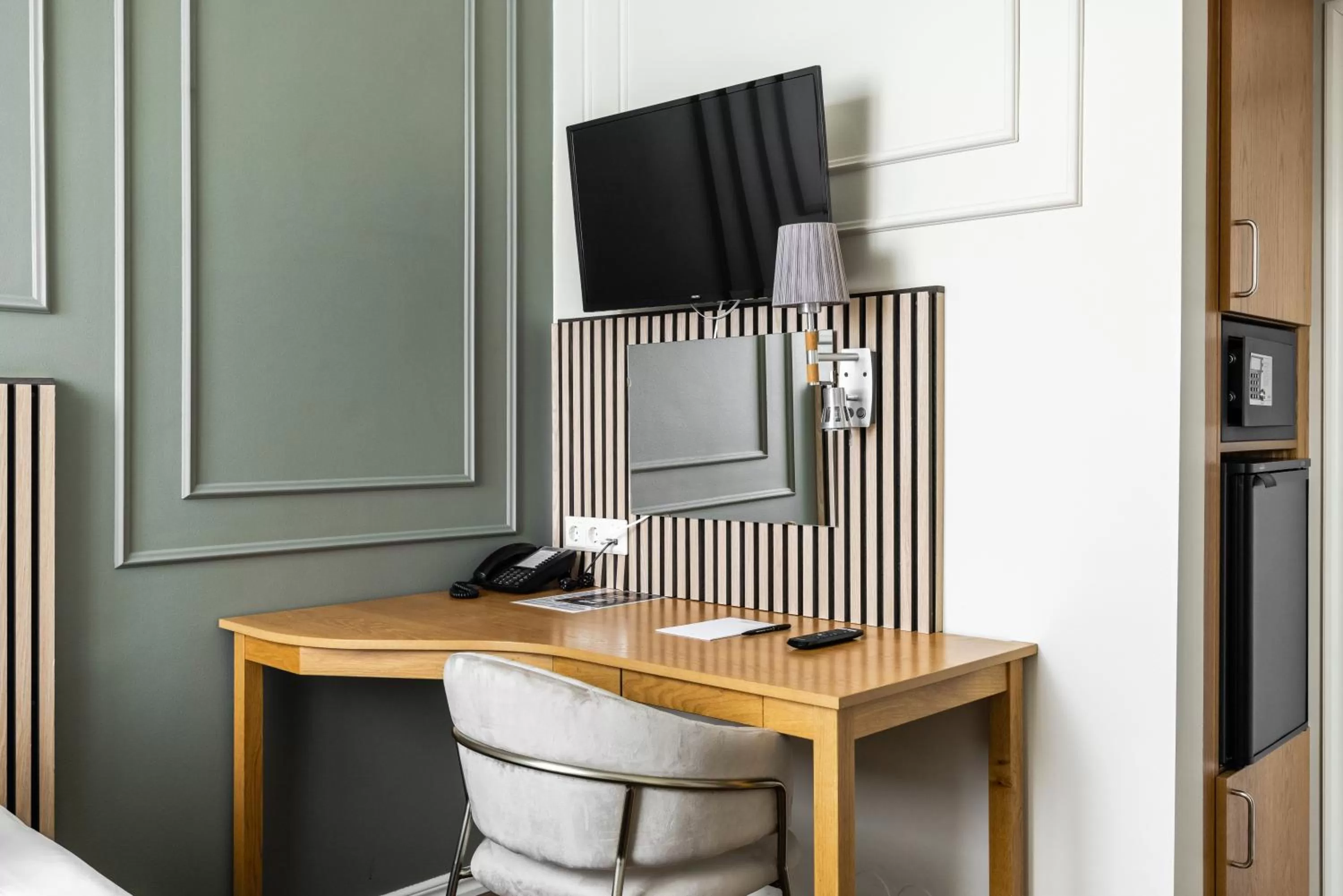 TV and multimedia in Comfort Hotel Linköping City