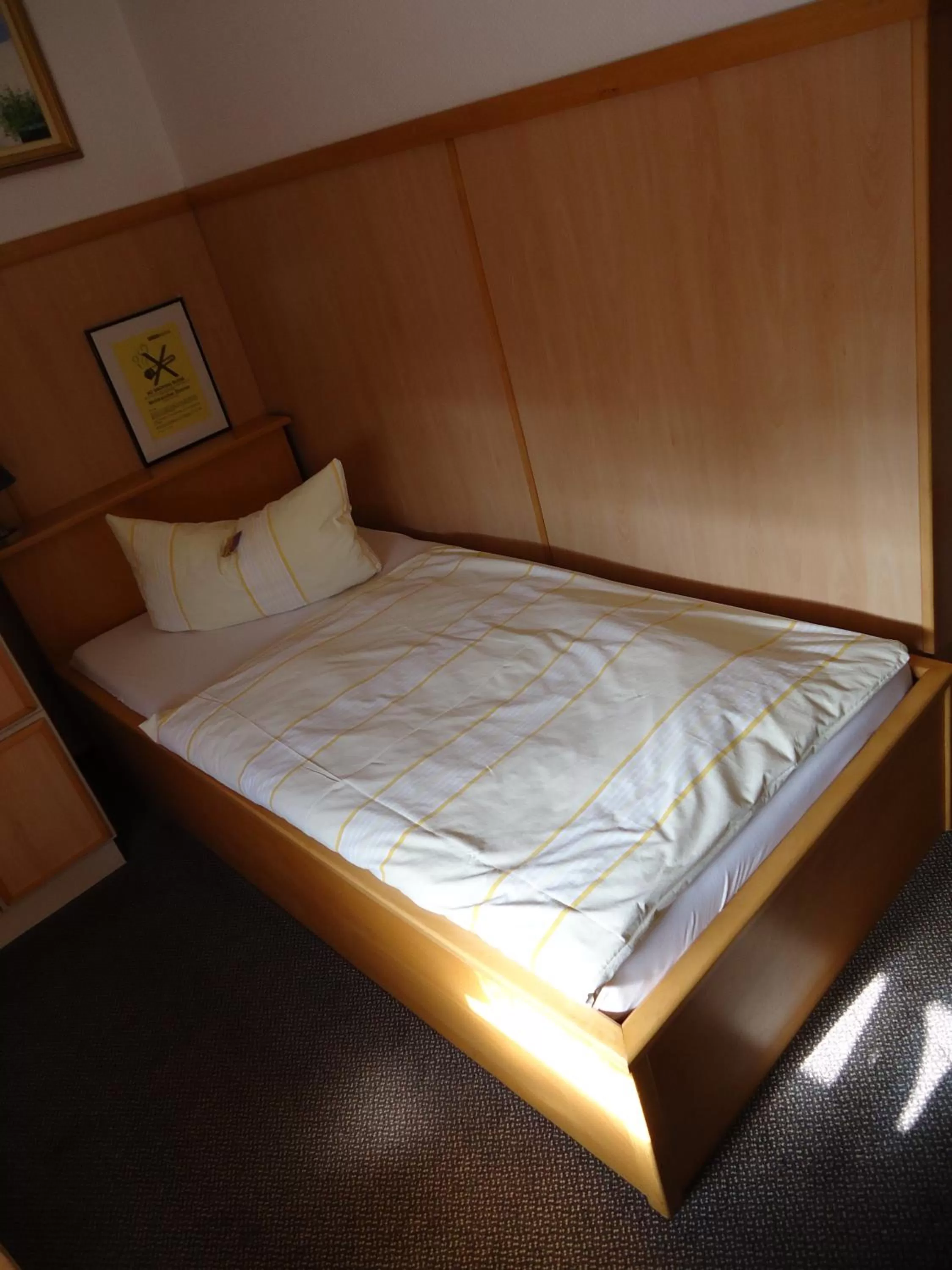 Bed in Cityhotel Magdeburg