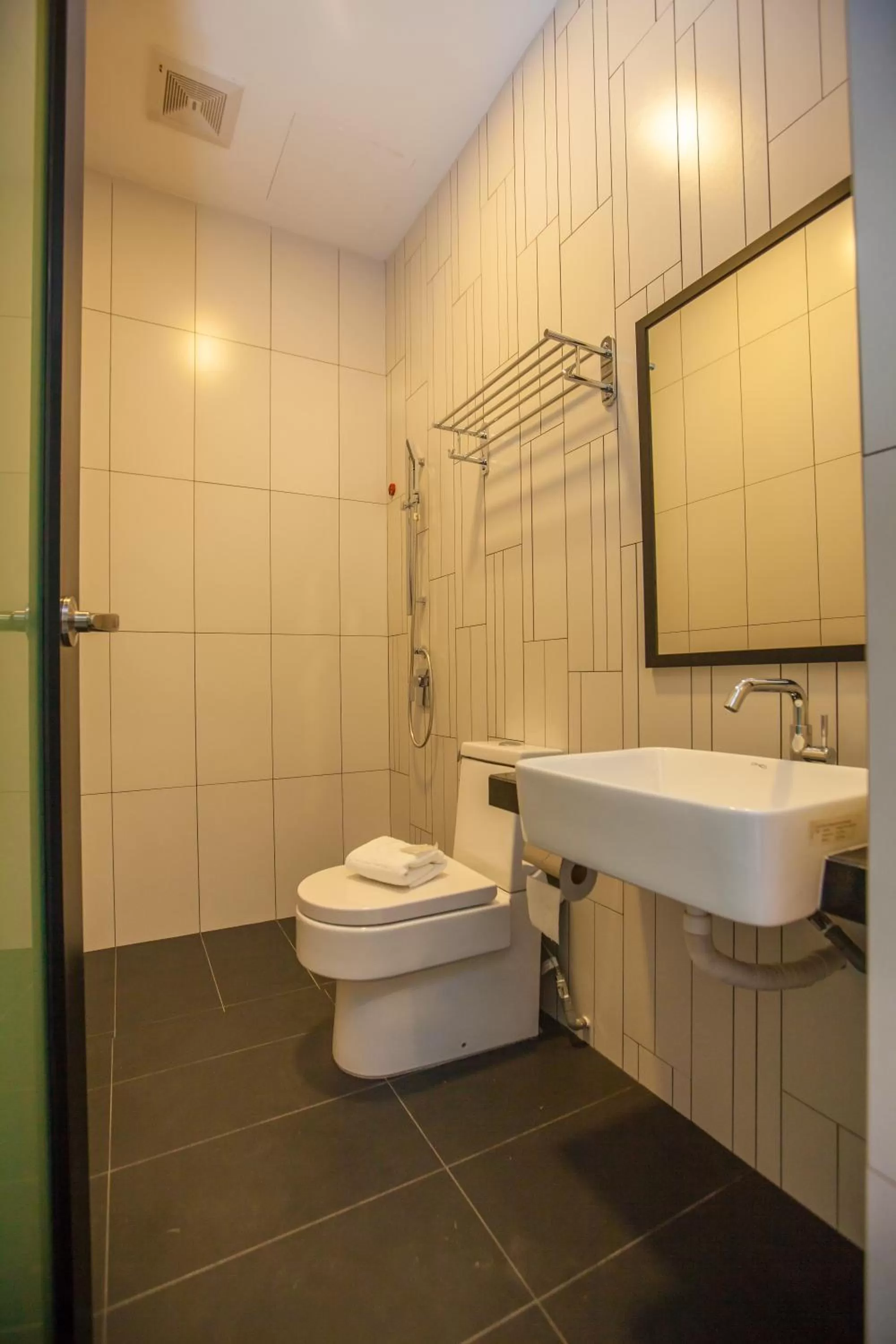 Bathroom in Bzz Hotel Skudai