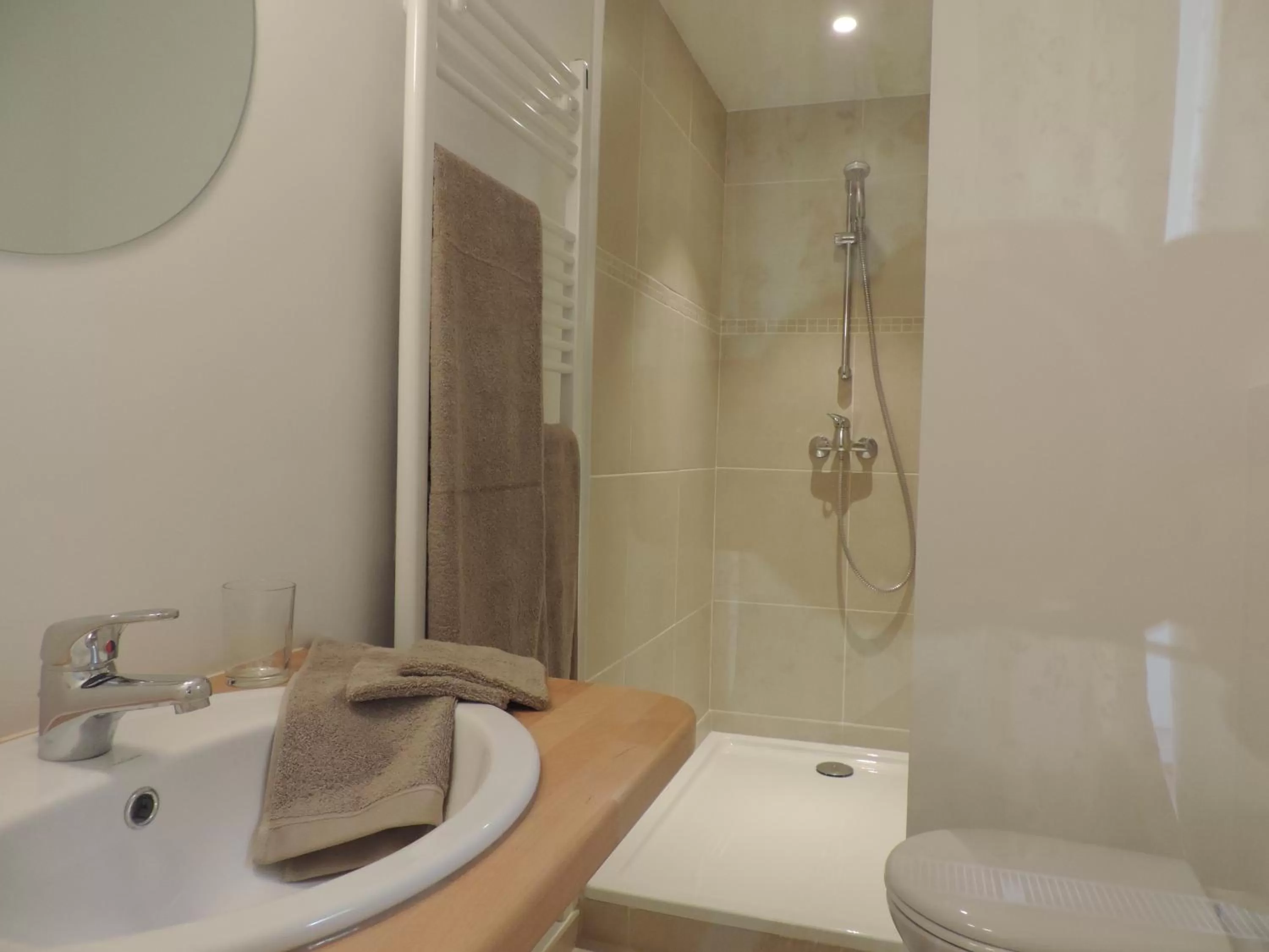 Bathroom in B&B Le Valangré