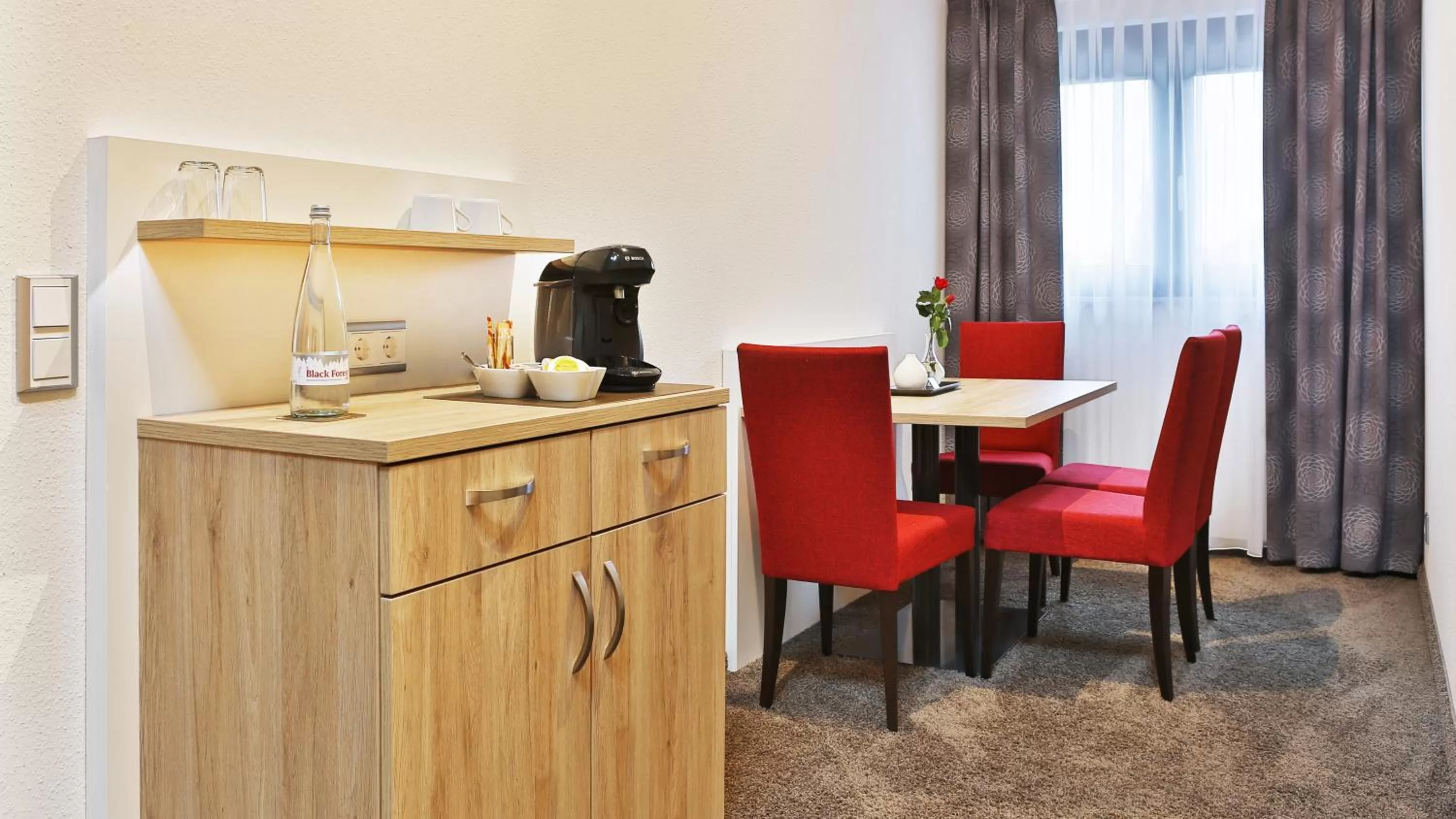 Coffee/tea facilities in Hotel Restaurant Schiff