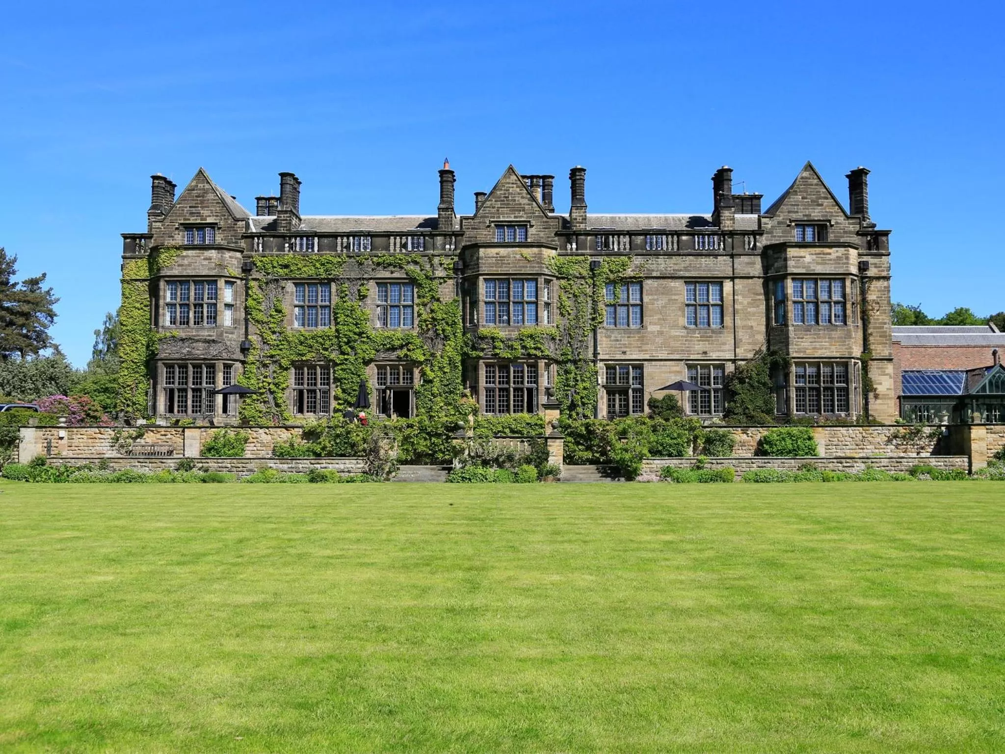 Facade/entrance in Gisborough Hall Hotel