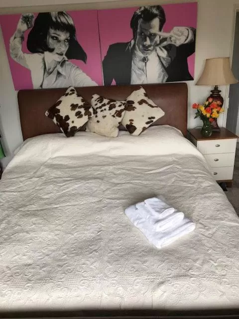 Bed in West End Lodge