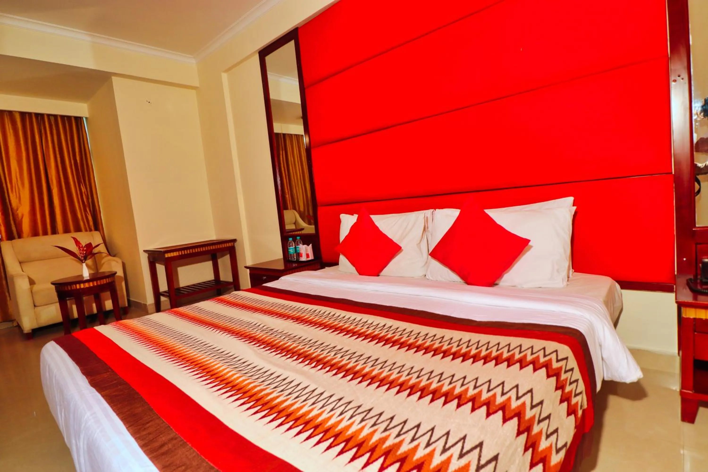 Bedroom, Bed in Hotel Clarks Inn Jaipur, Banipark