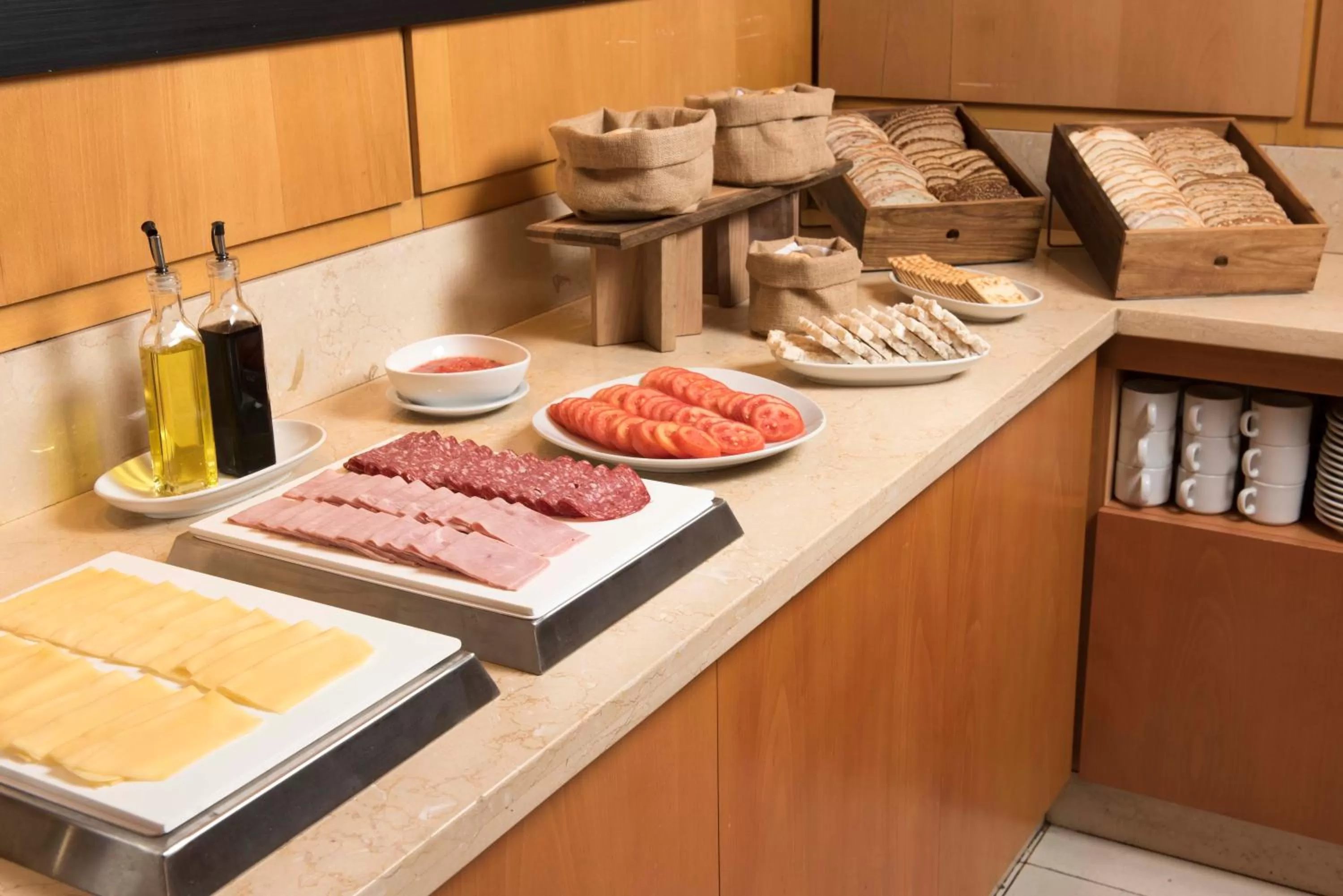 Breakfast in Holiday Inn Express Puerto Madero by IHG