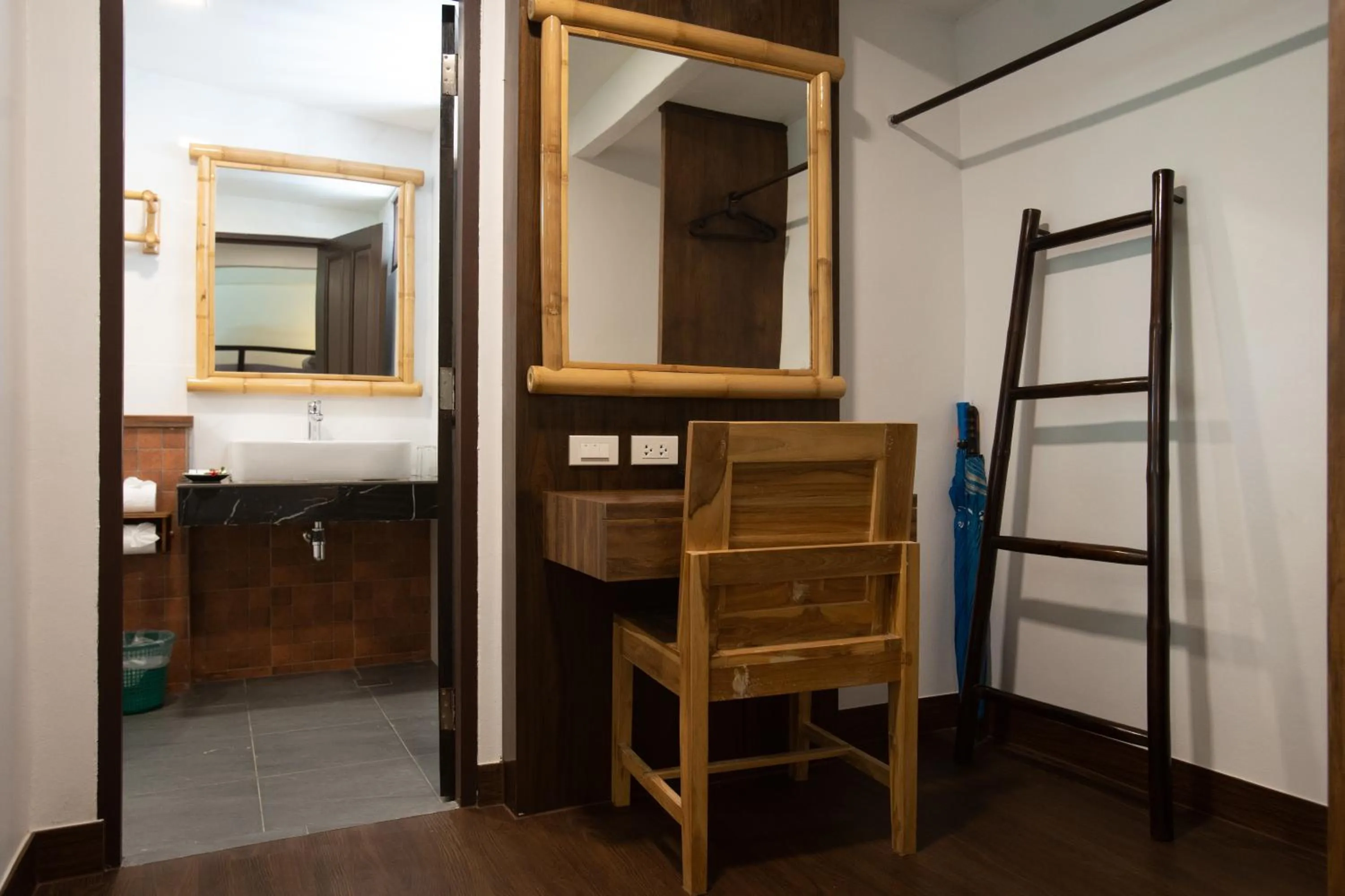 Southern Lanta Resort